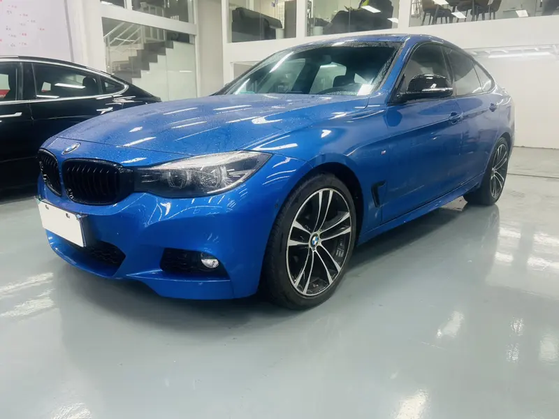 330i xDrive 2.0T M Sport曜夜版
