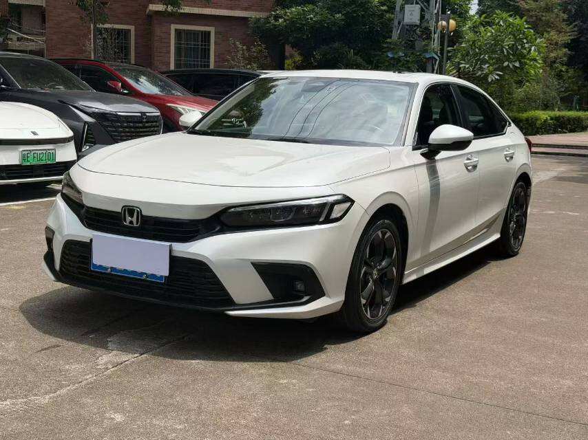 Civic 1.5T CVT 240TURBO Dynamic Edition
