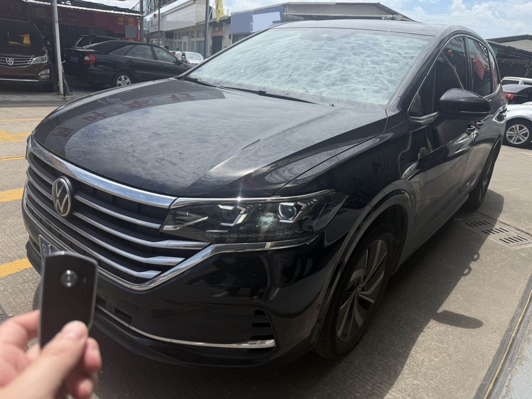 2024 Viloran 2.0TSI 380TSI Premium Edition
