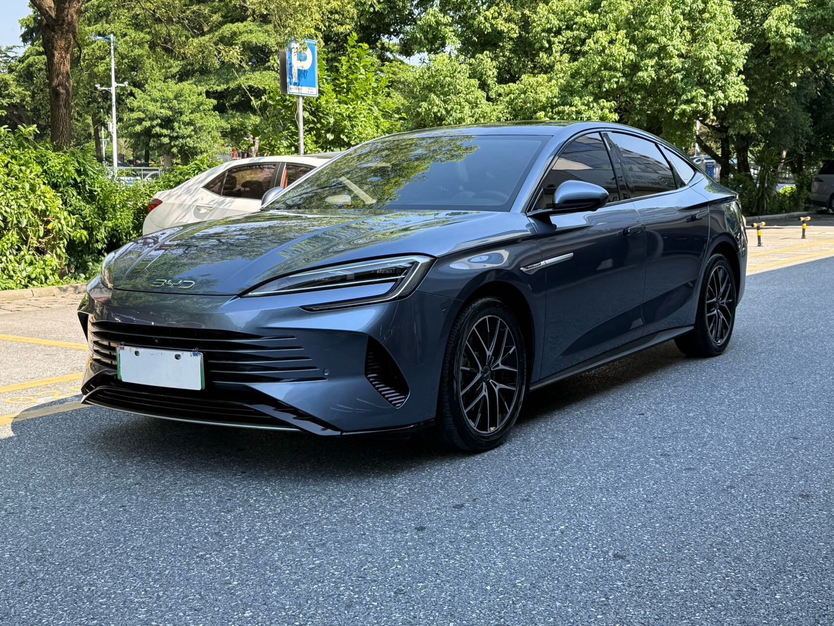 2025 Seal 07 DM-i 1.5 E-CVT 125km Luxury Edition