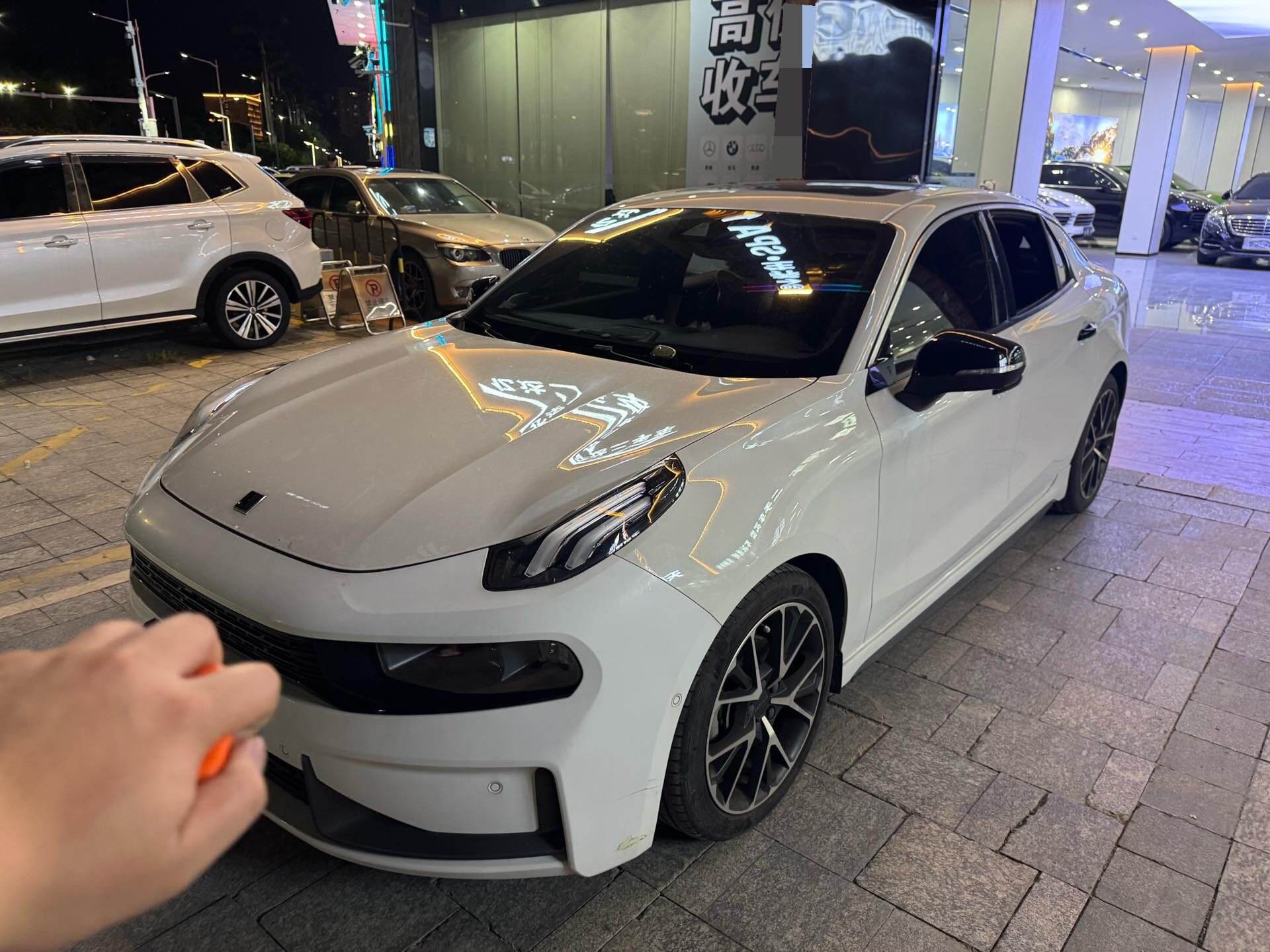 LYNK & CO 03 1.5TD JIN Pro