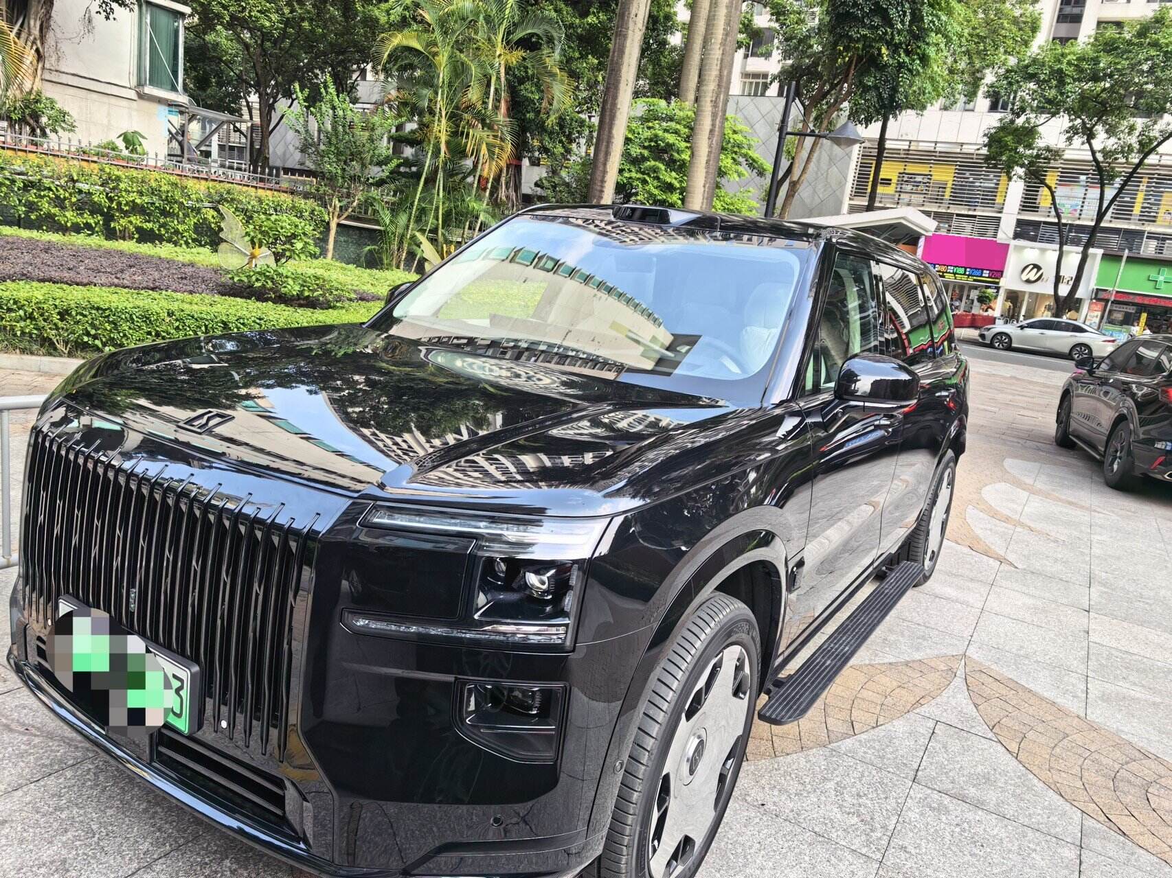 2025 Zeekr 9X 2.0T Hyper Edition 70 kWh
