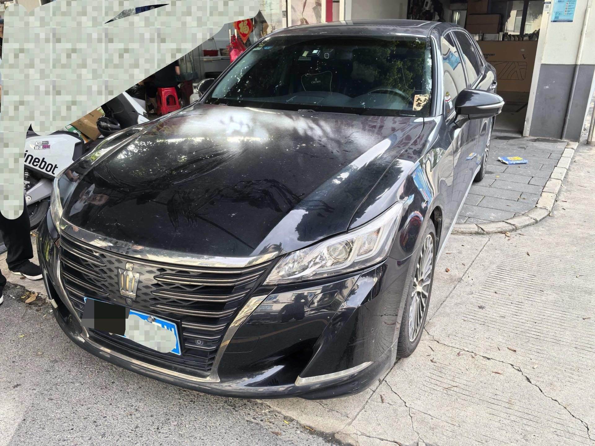 Crown 2.0T Yunyong Edition