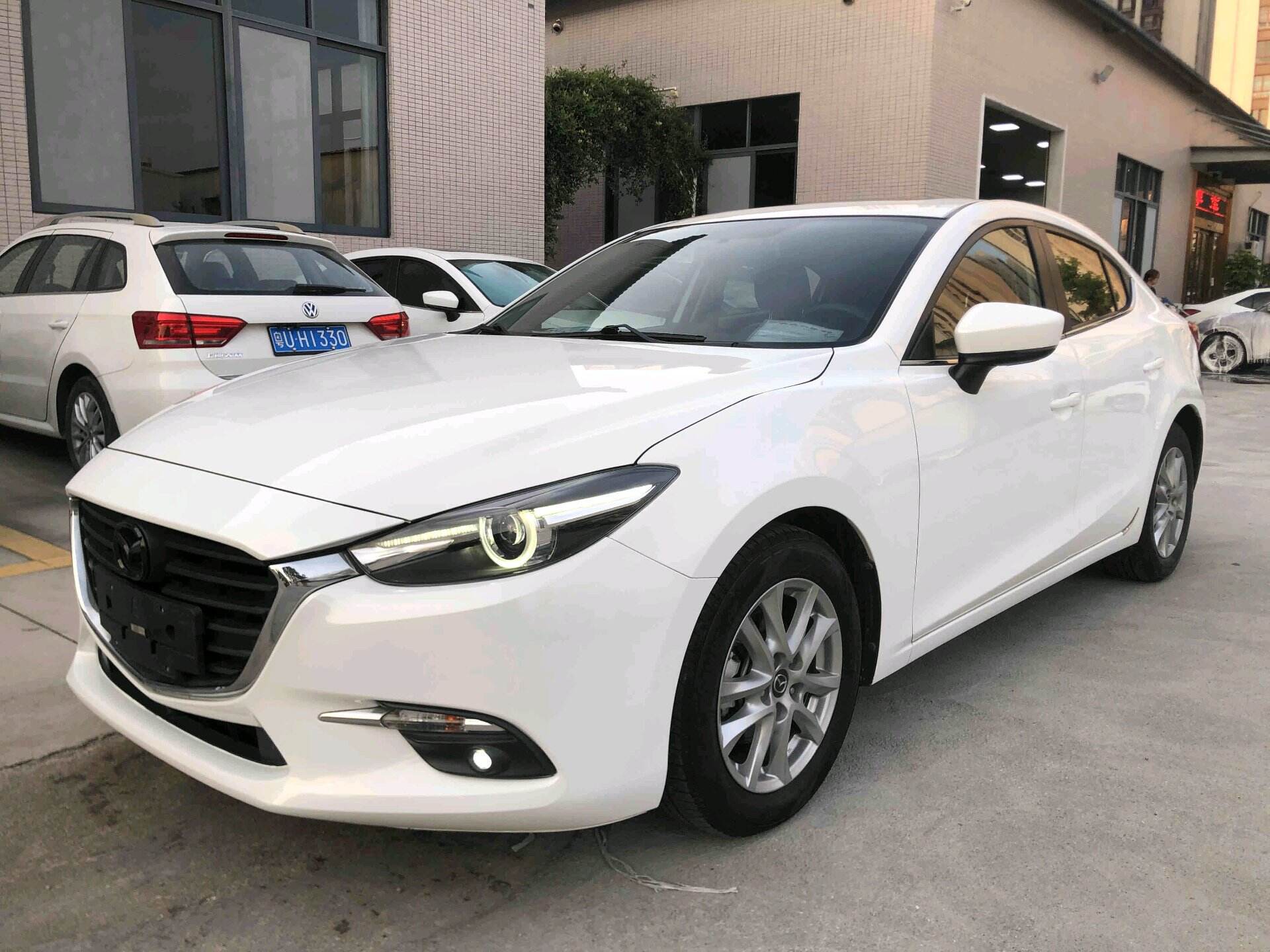 2019 cloud control version hatchback 1.5L automatic comfort national VI