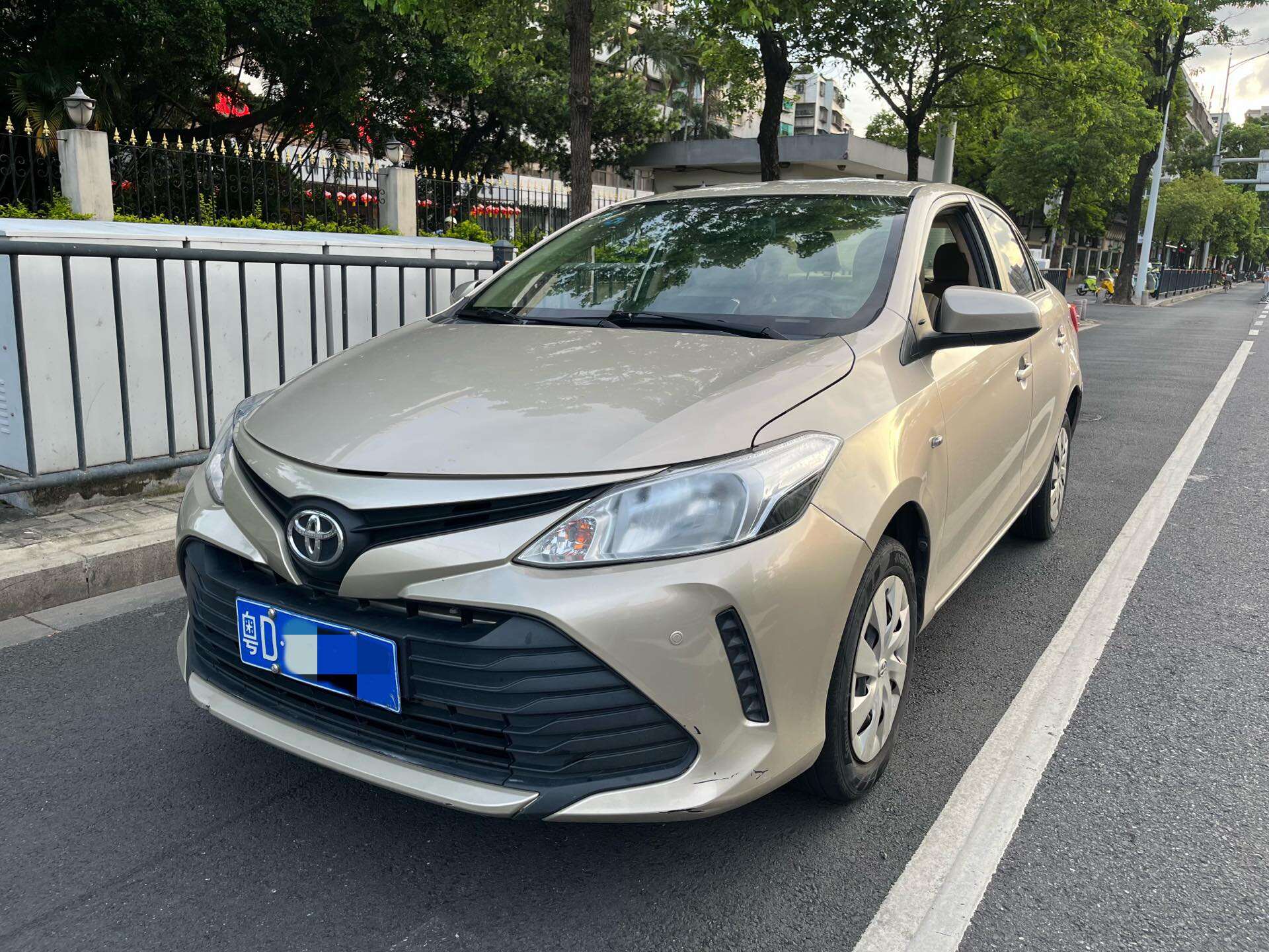 Wish 1.5 CVT Progressive Edition