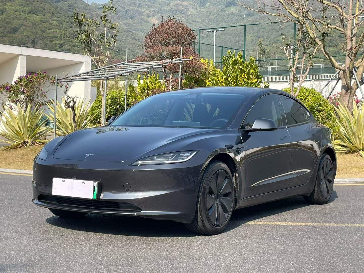 2023 Model 3 Changchuxian Huanxin Ban Shuangjidian Quanluochei Drive