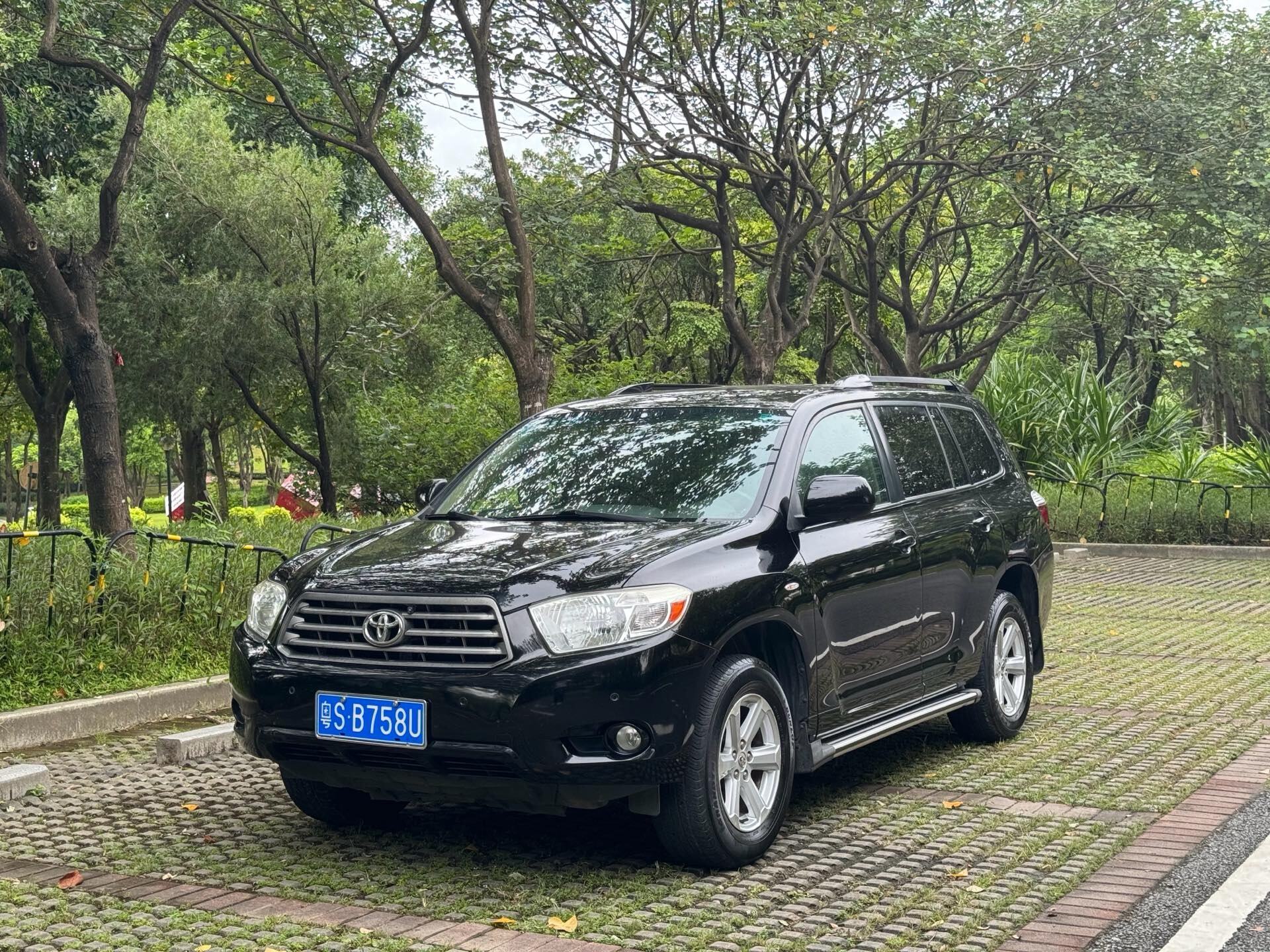 2011 Highlander 2.7 2WD 5-seat Elite Edition