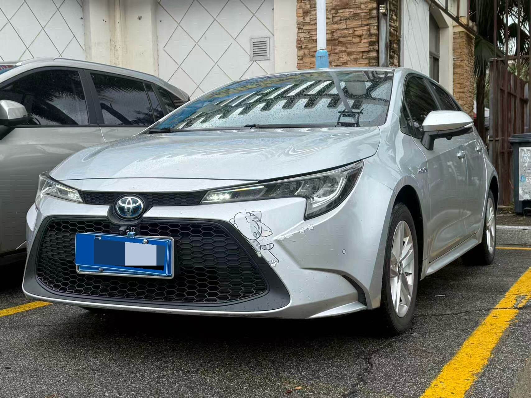 2021 Levin Hybrid 1.8H CVT Luxury Edition