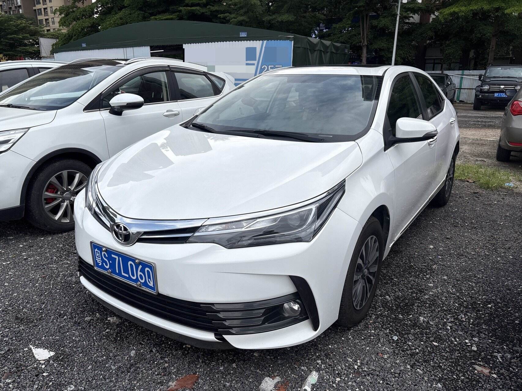 2017 Corolla 1.2T CVT GL-i (facelift)