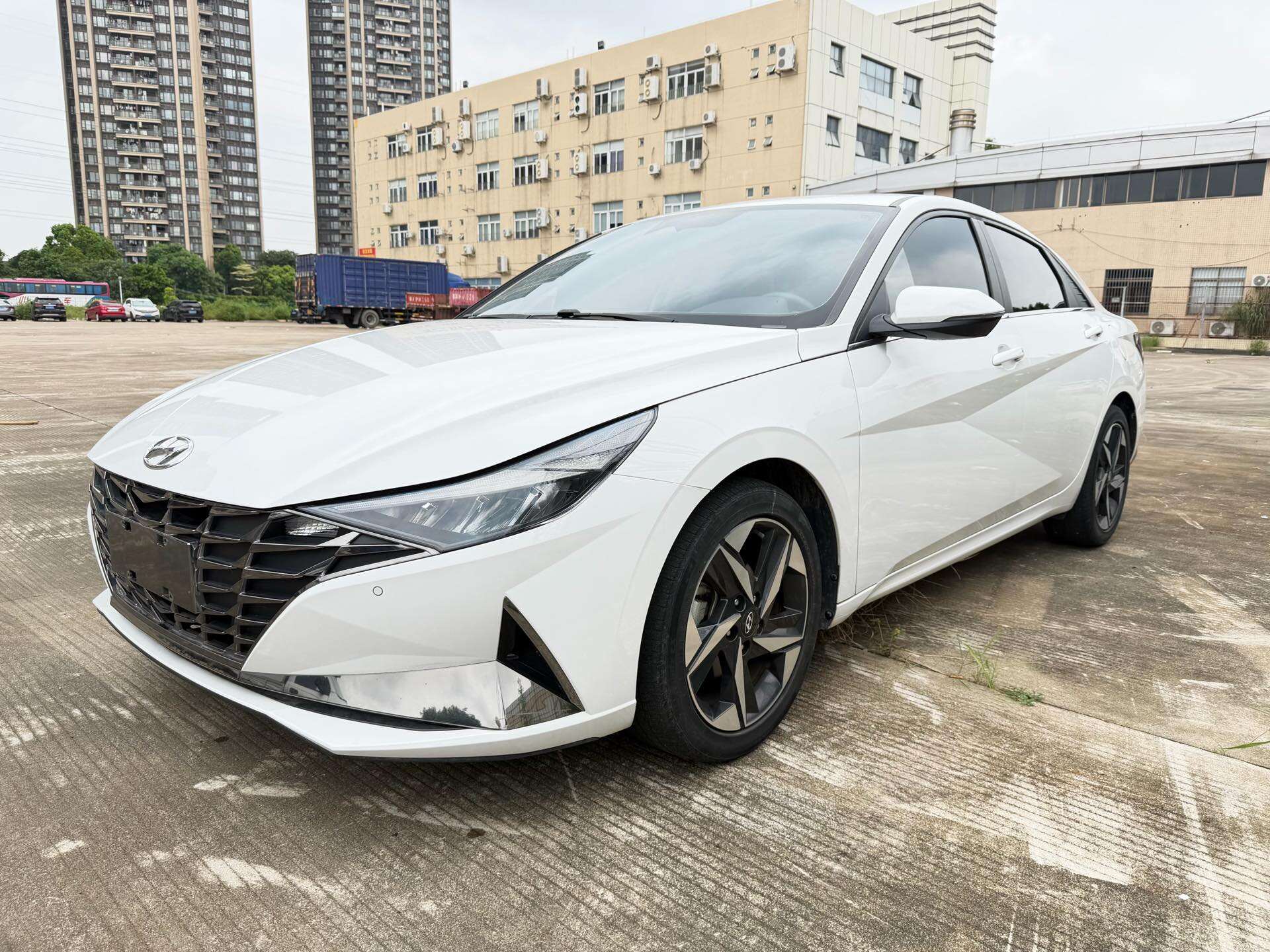 Elantra Sedan 1.5 CVT LUX Premium Edition