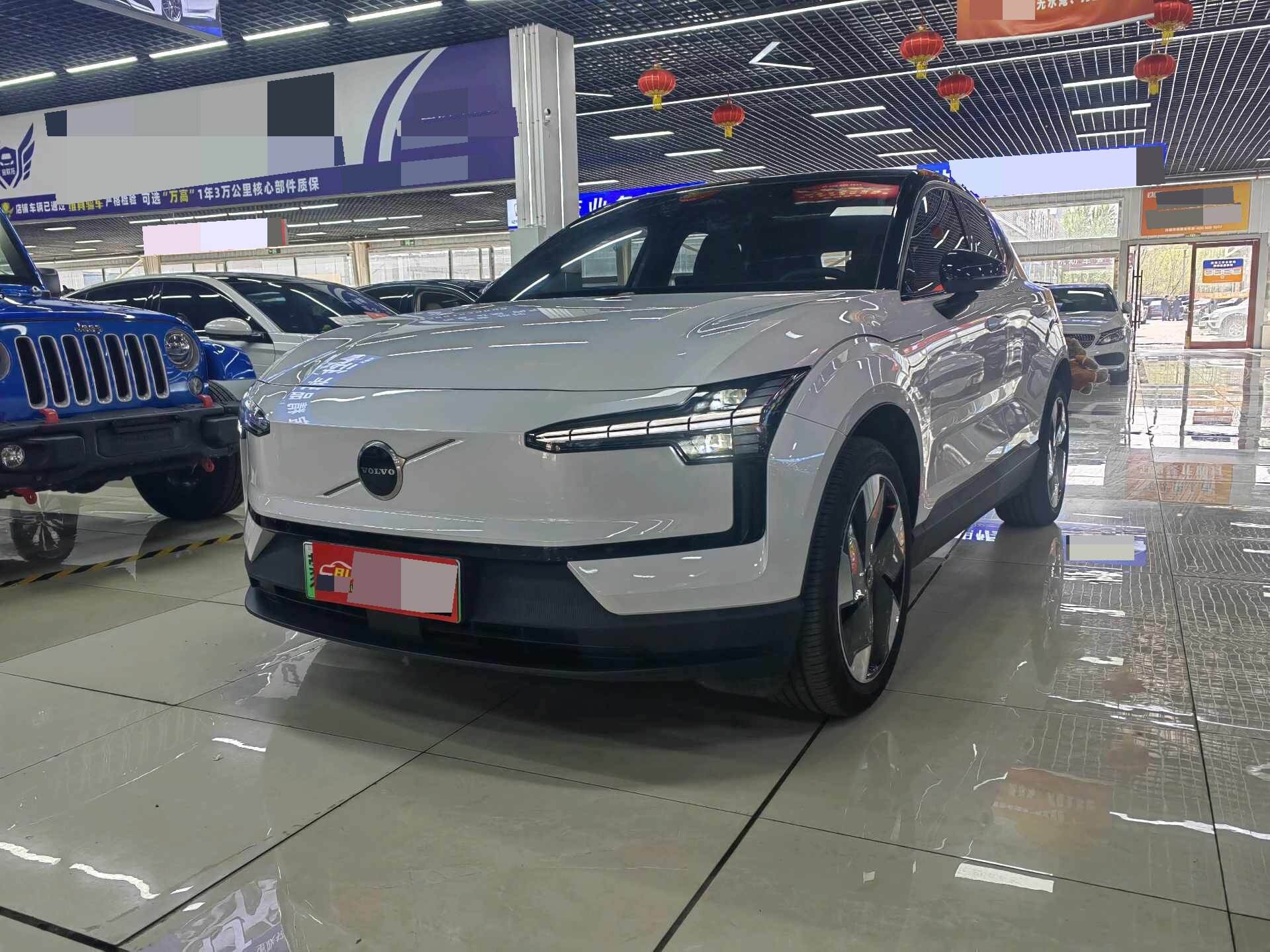 2024 EX30 后驱长续航版 Plus