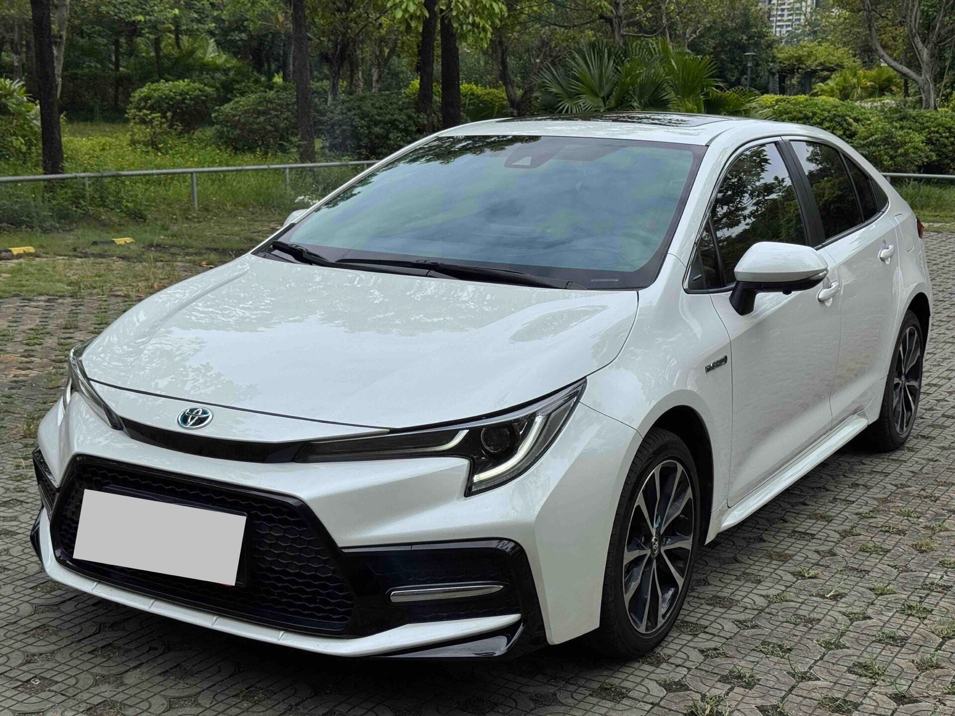 2022 Levin Hybrid 1.8H CVT Sport Edition