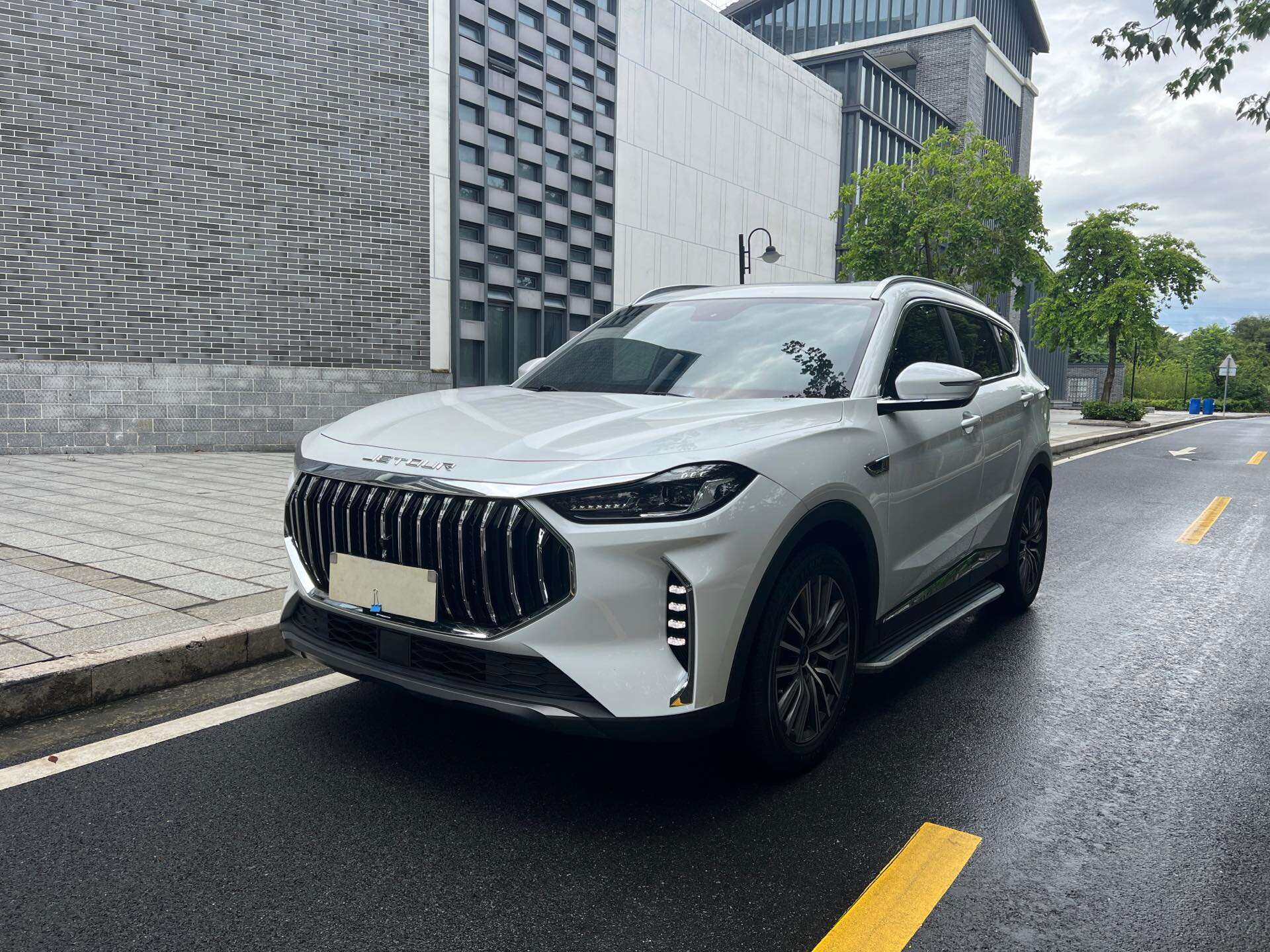 X70 PLUS 1.5T Ziqiang PRO 7-Seater