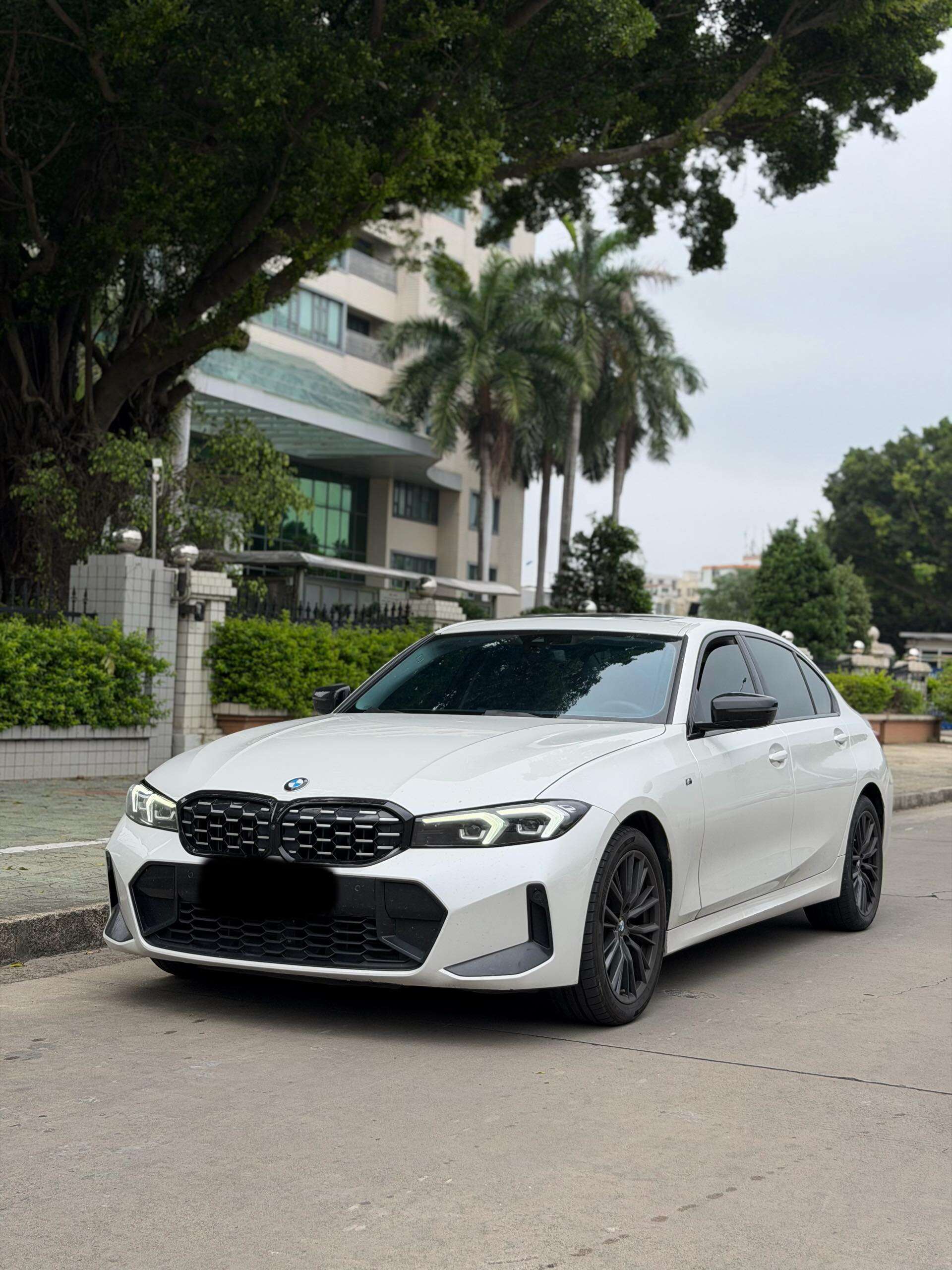 325Li 2.0T M Sport Shadow Line