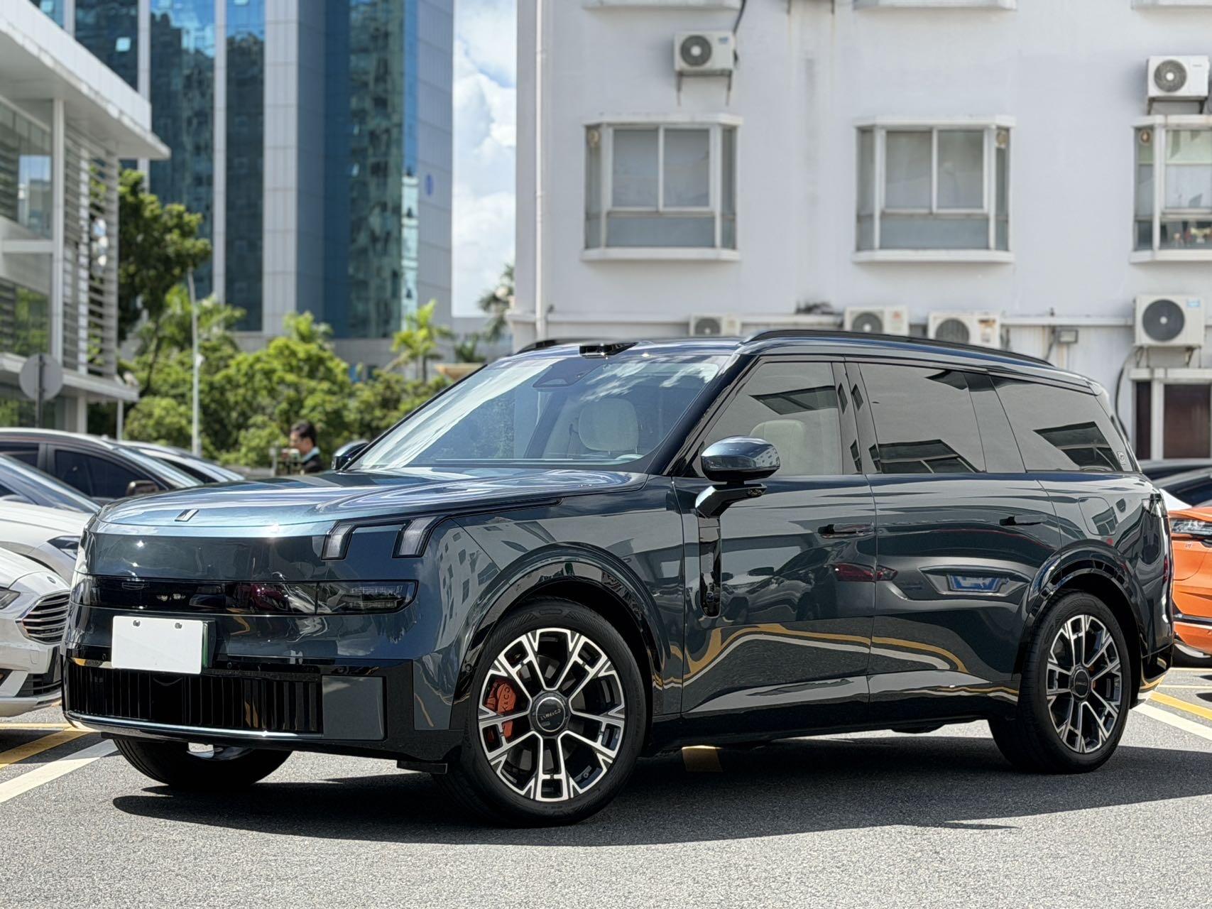 2025 Lynk & Co 900 2.0T Ultra
