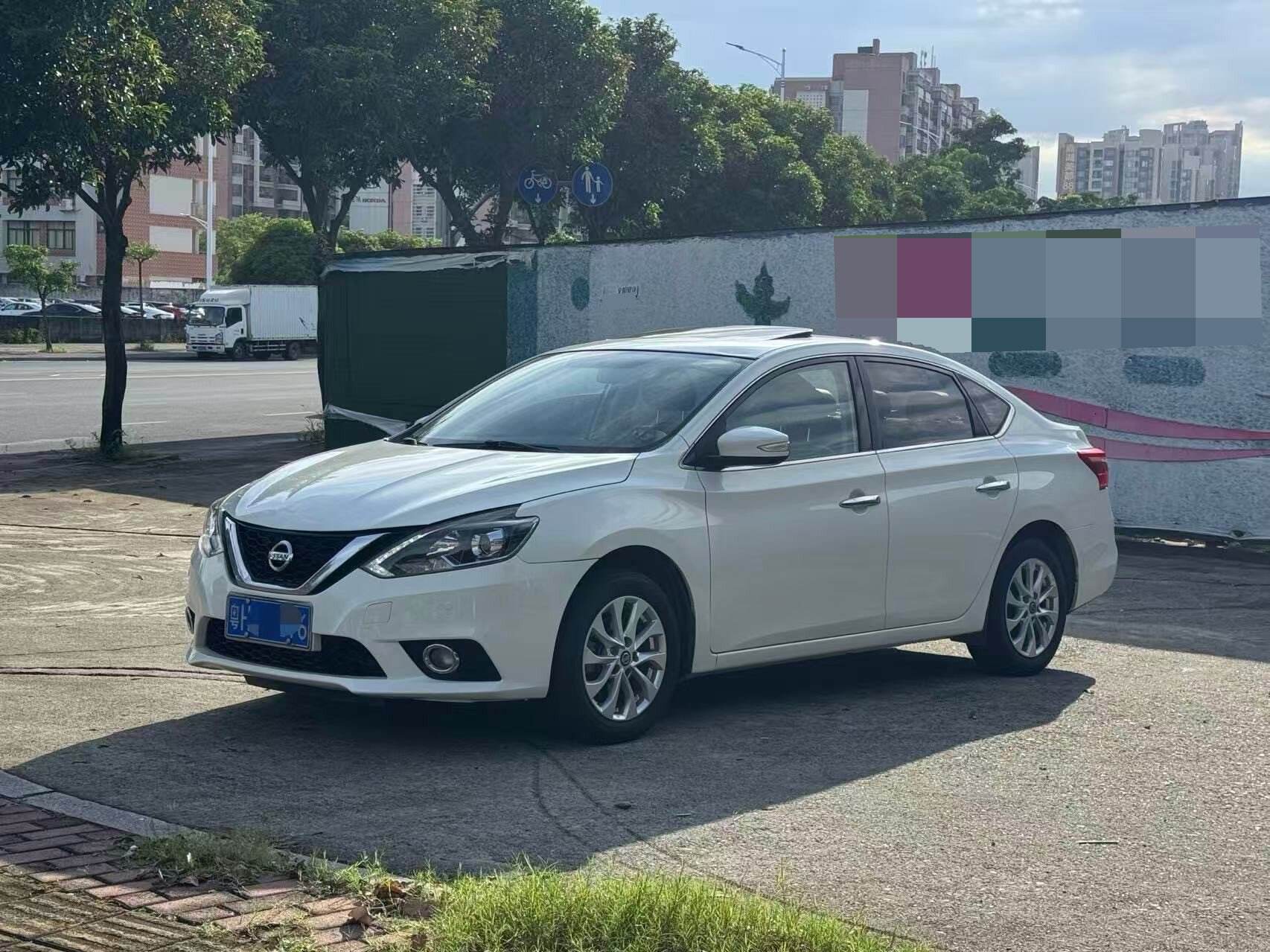 Yiyan 1.6 CVT XE Intelligent Luxury Edition