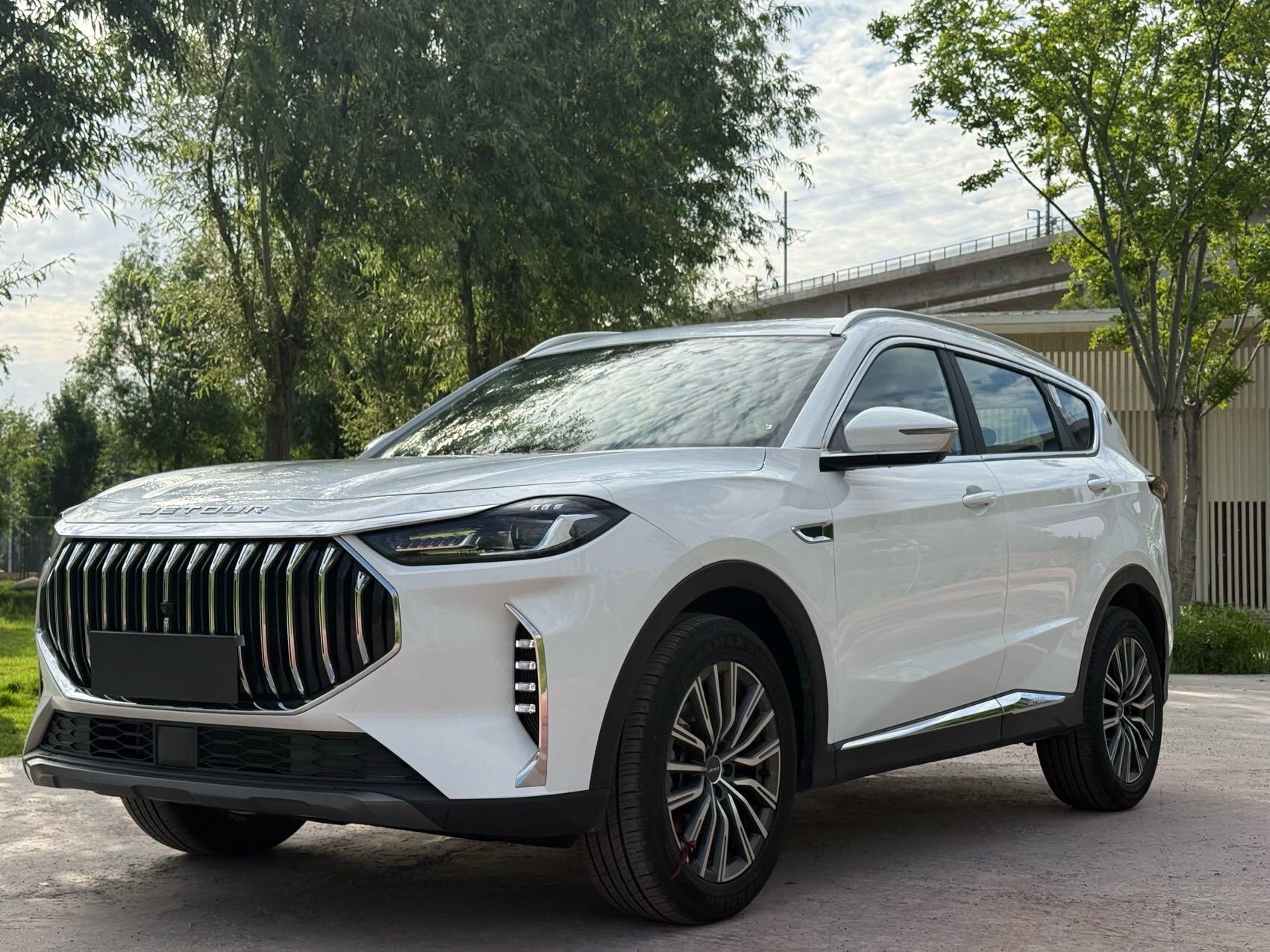 X70 PLUS 1.5T 冠军 Edition MAX 5-Seater