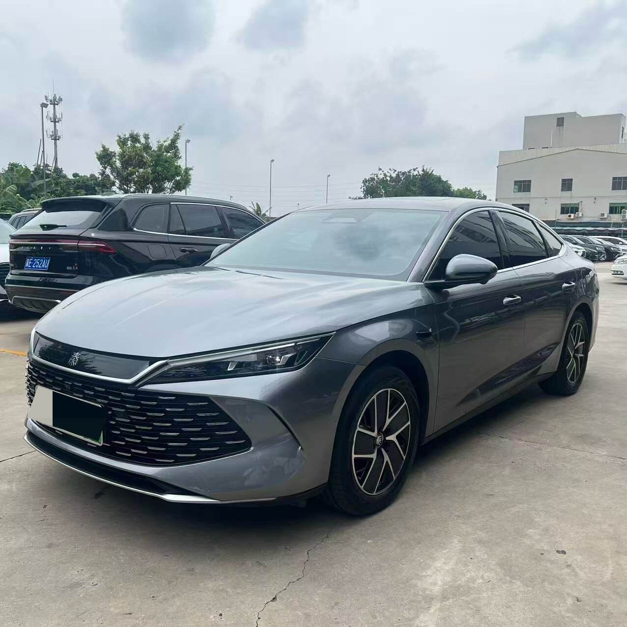 2025 Qin L DM-i 1.5 CVT Intelligent Driving Edition 120KM Overcoming Type