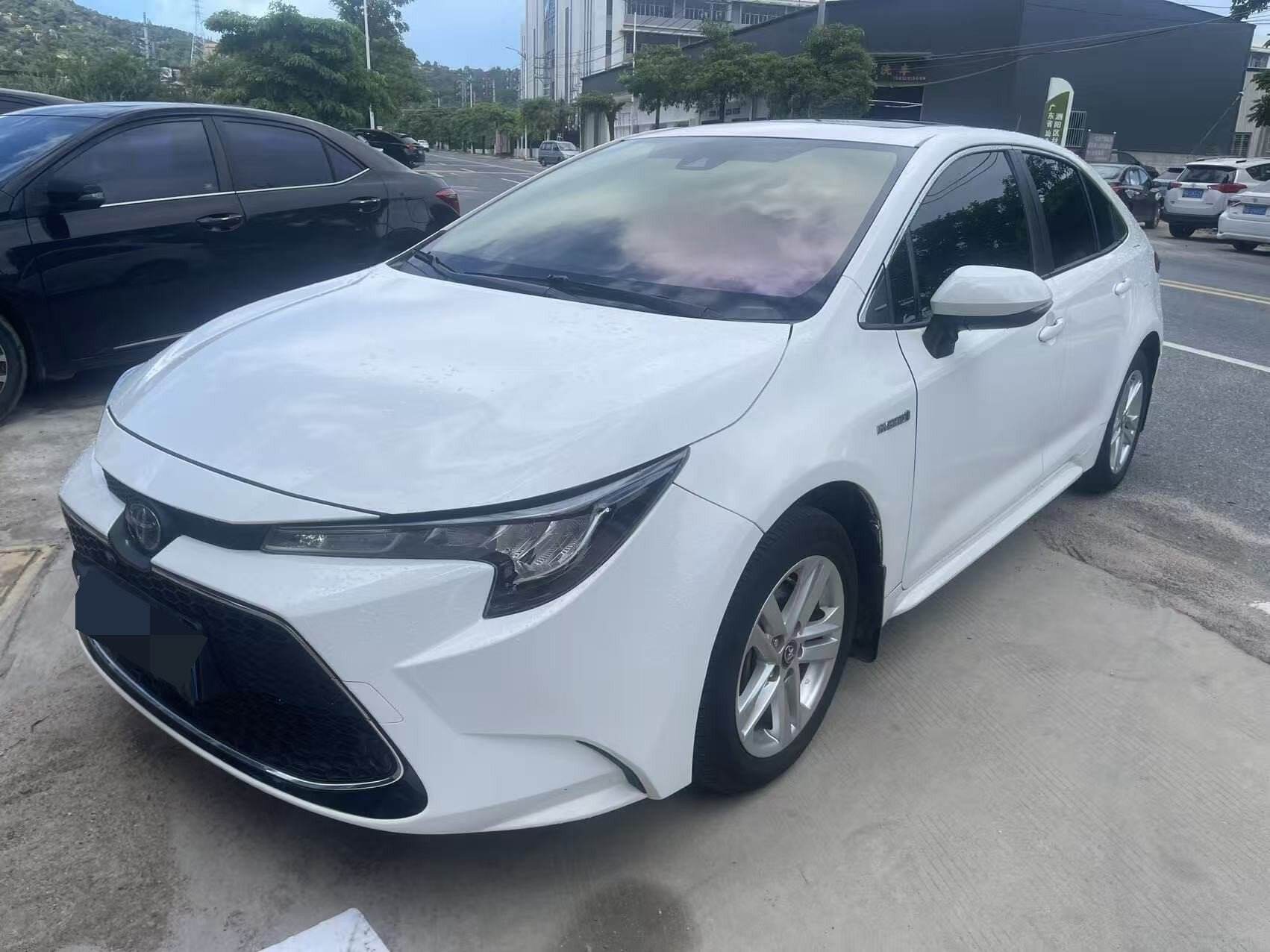 2022 Levin Hybrid 1.8H CVT Luxury Edition