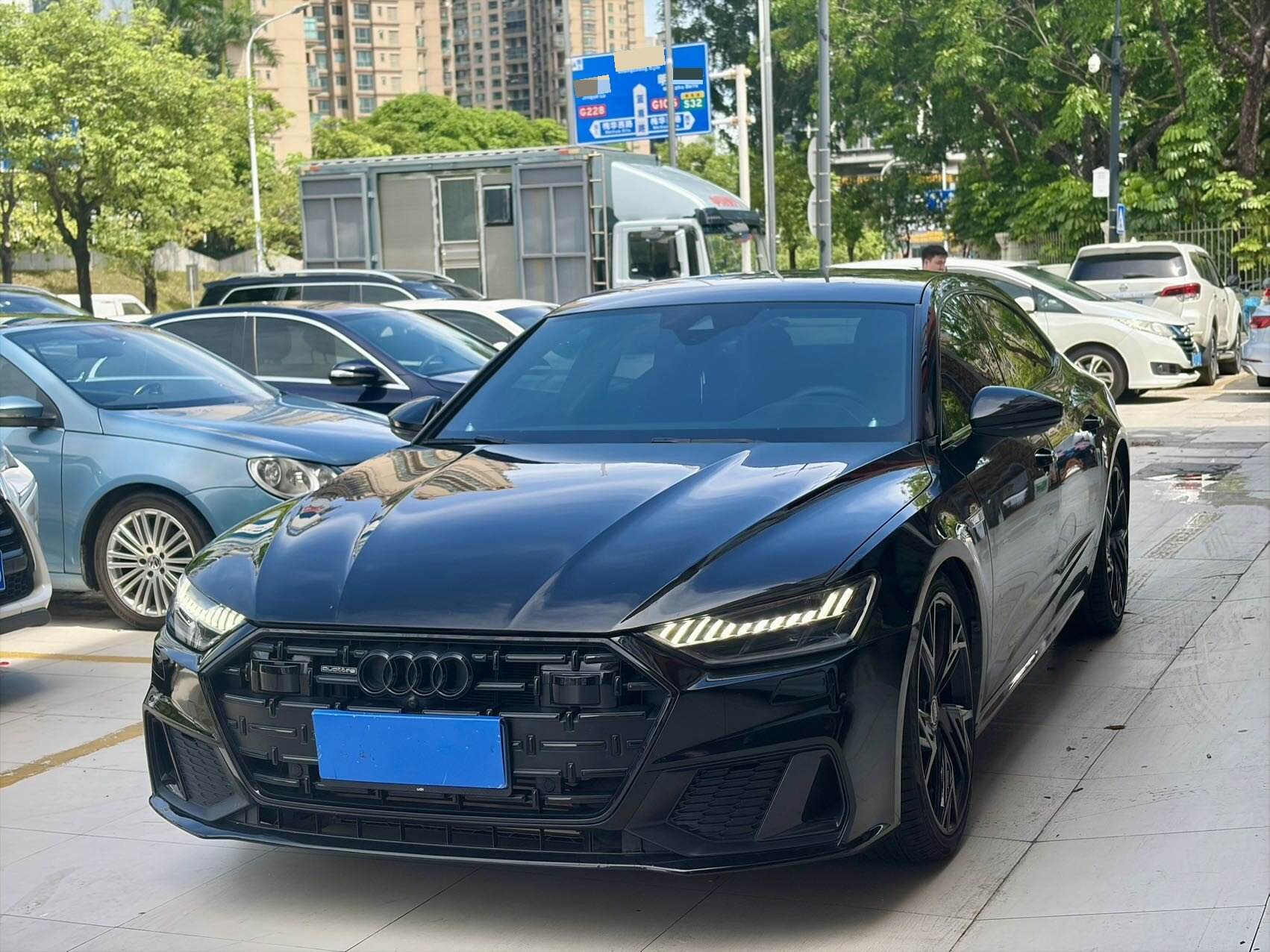 2024 A7L 2.0TFSI 45TFSI Quattro S-line Heiwushifu Ban