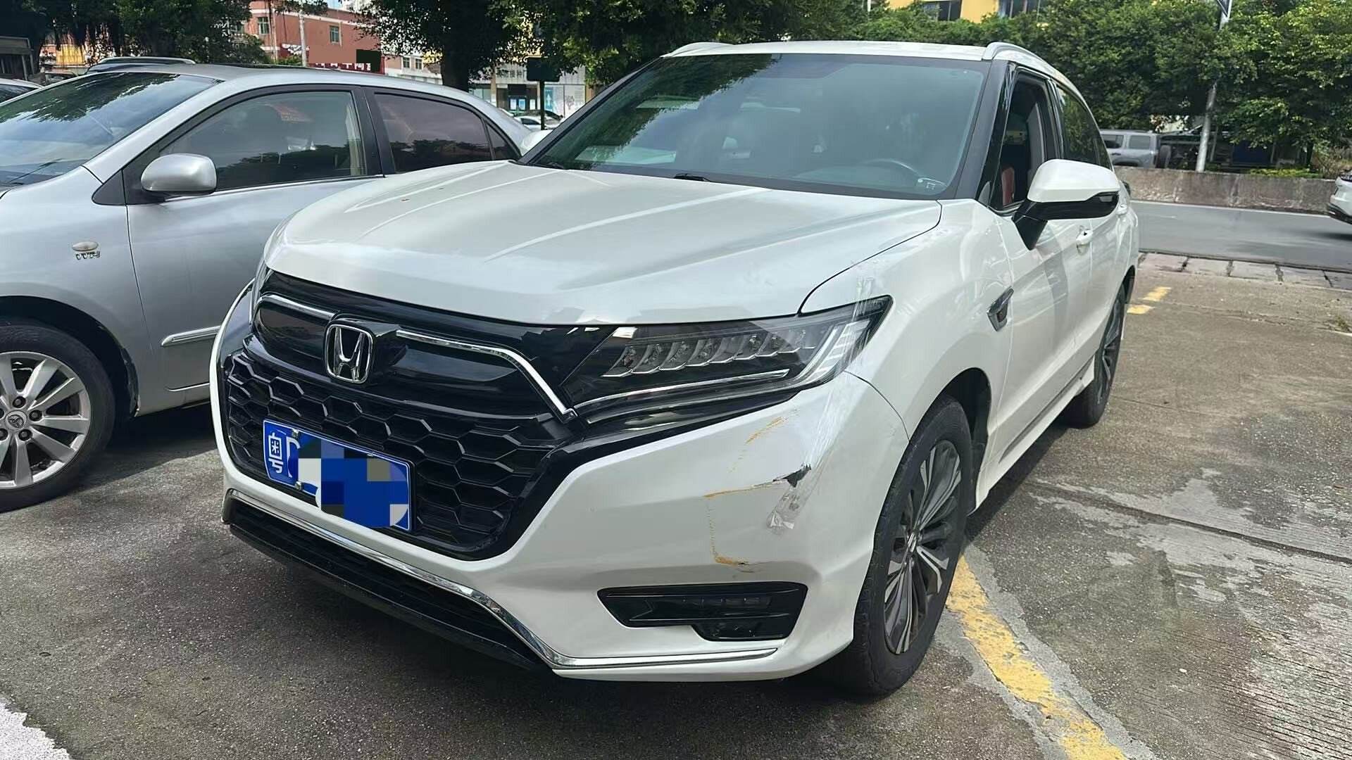 UR-V 2.0T 370TURBO Two-Wheel Drive Premium Edition