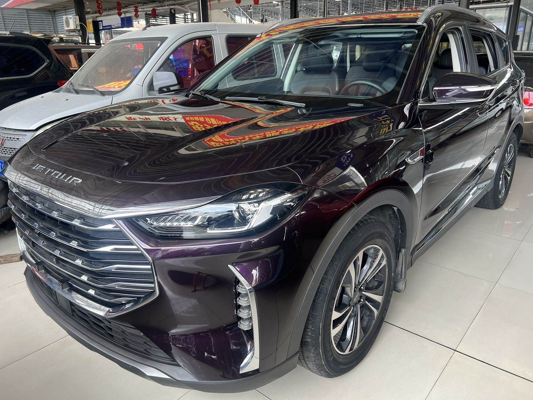 X70 PLUS 1.6T Chen 7 Seat