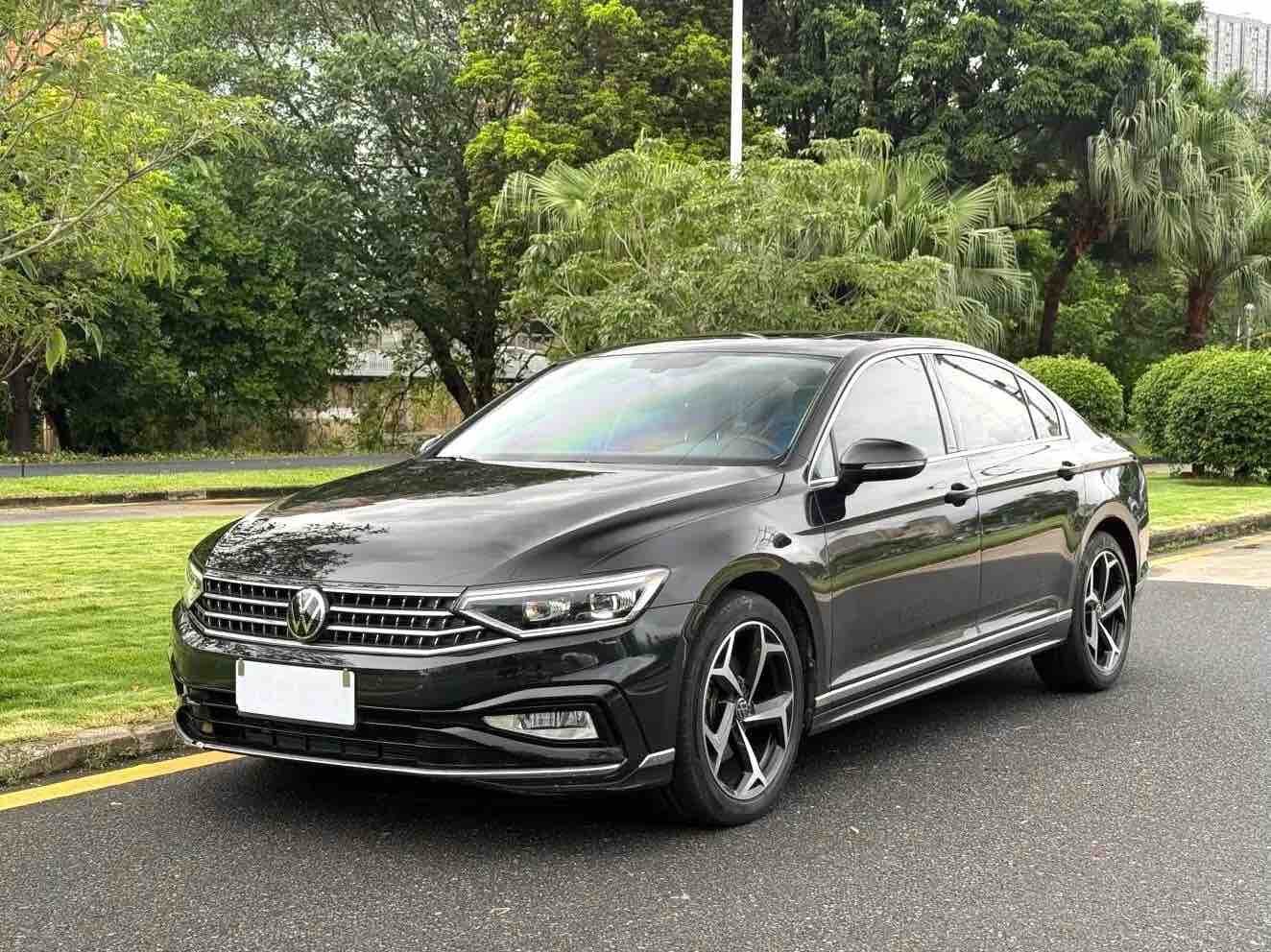 2023 Magotan 2.0TSI 330TSI 200 Ten Thousand Vehicles Commemorative Leading Edition