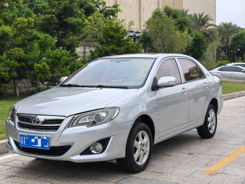 Corolla EX 1.6 Luxury