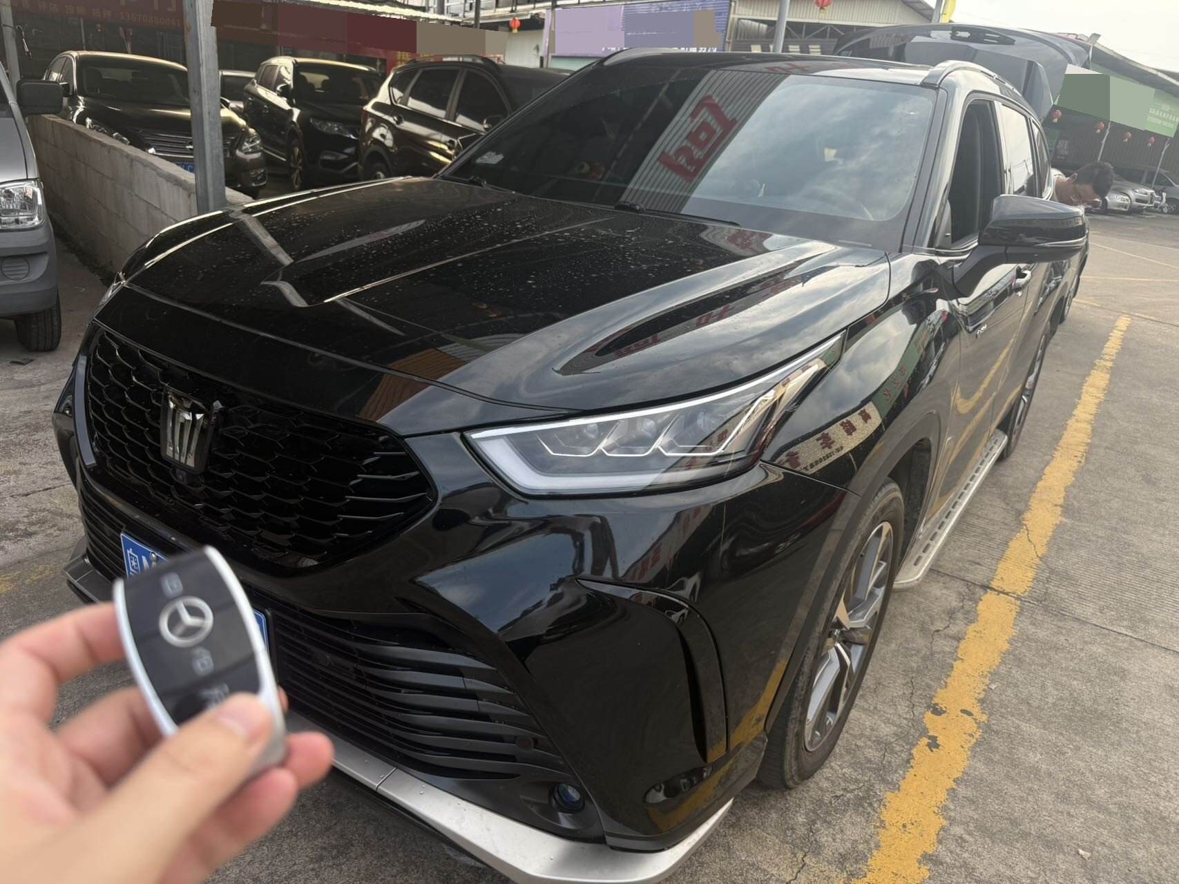 2024 Crown Luxus L HEV 2.5 CVT AWD Premium Edition