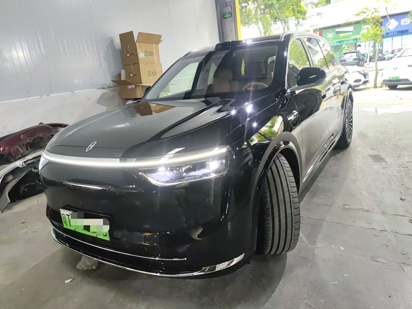 问界M8 Max+ Edition 53.4kWh 5-Seater Edition