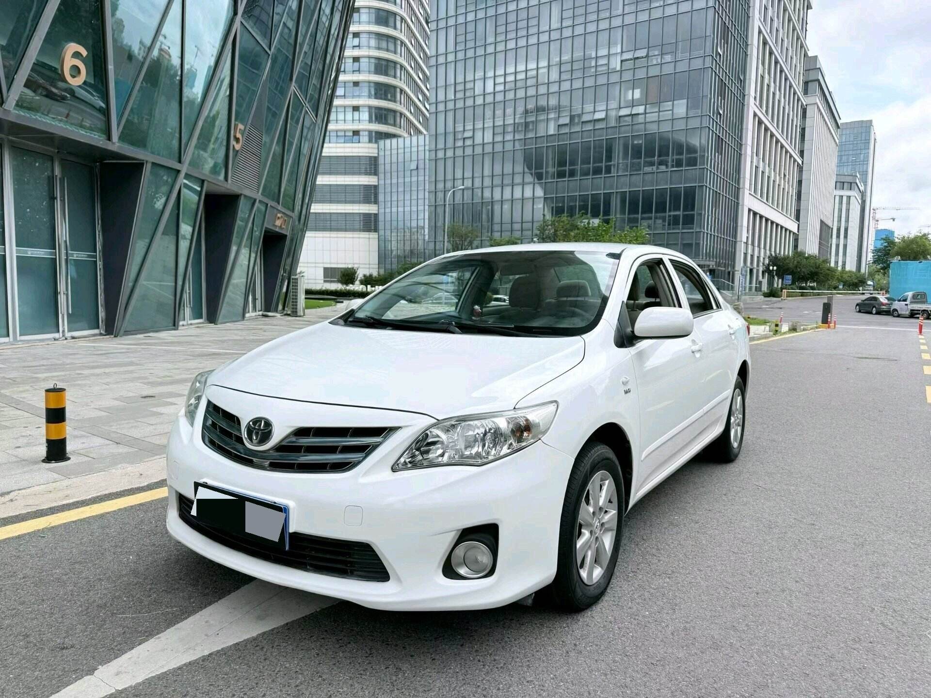 Corolla 1.6 GL Ultimate Cool Special Edition
