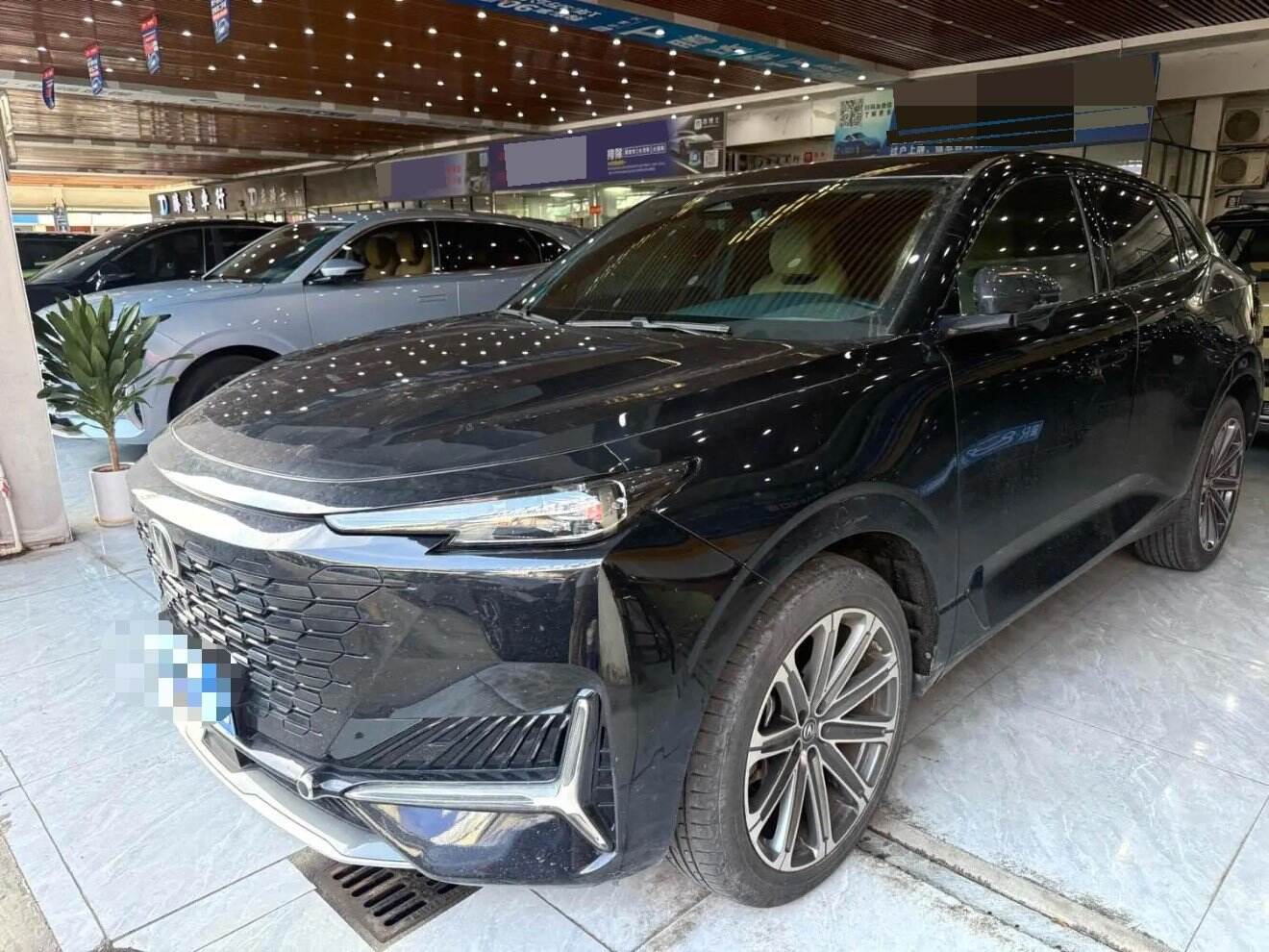 UNI-K 2.0T Luxury Edition
