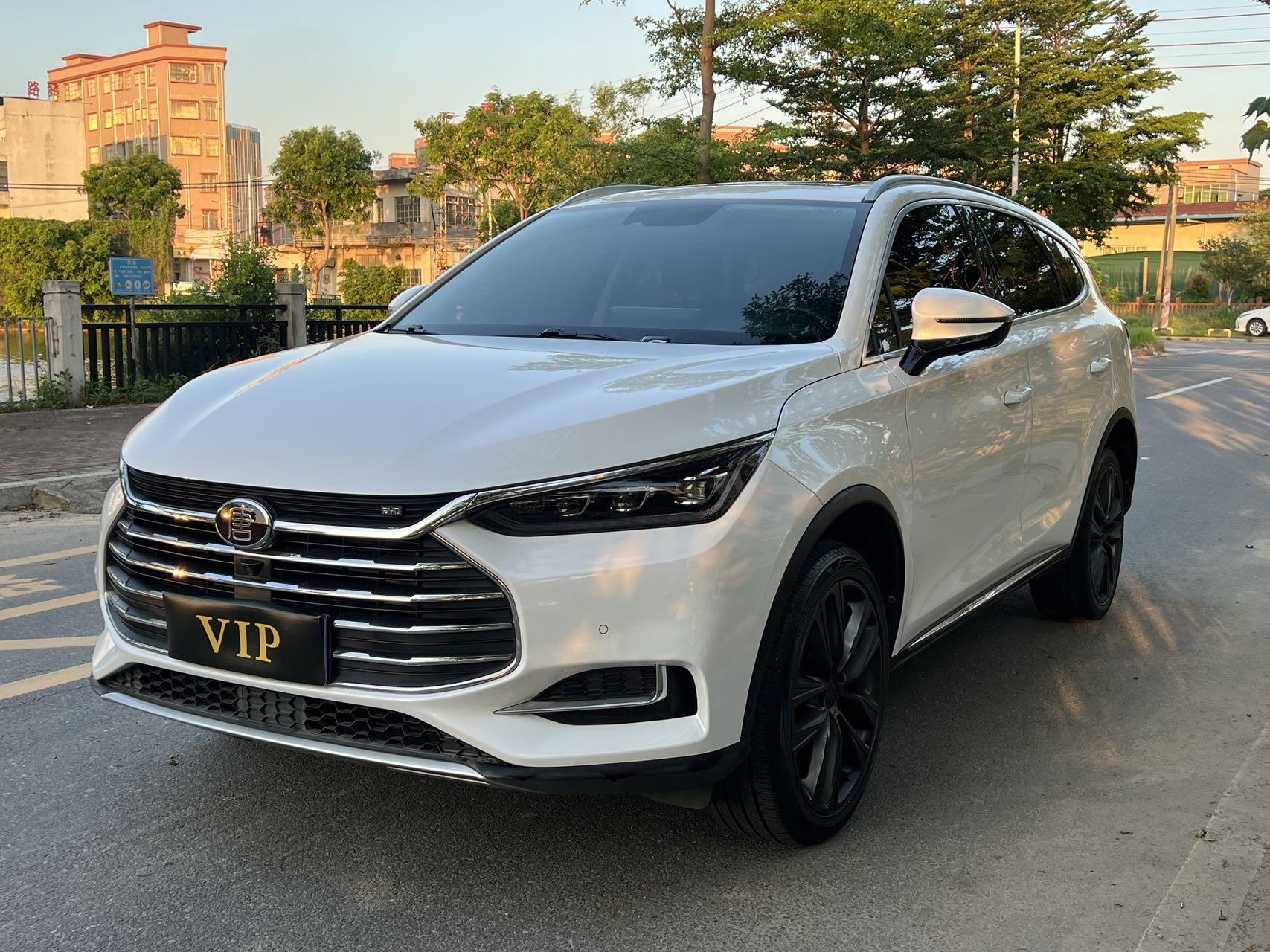 2018 Tang 2.0T 智联Premium 7-Seater