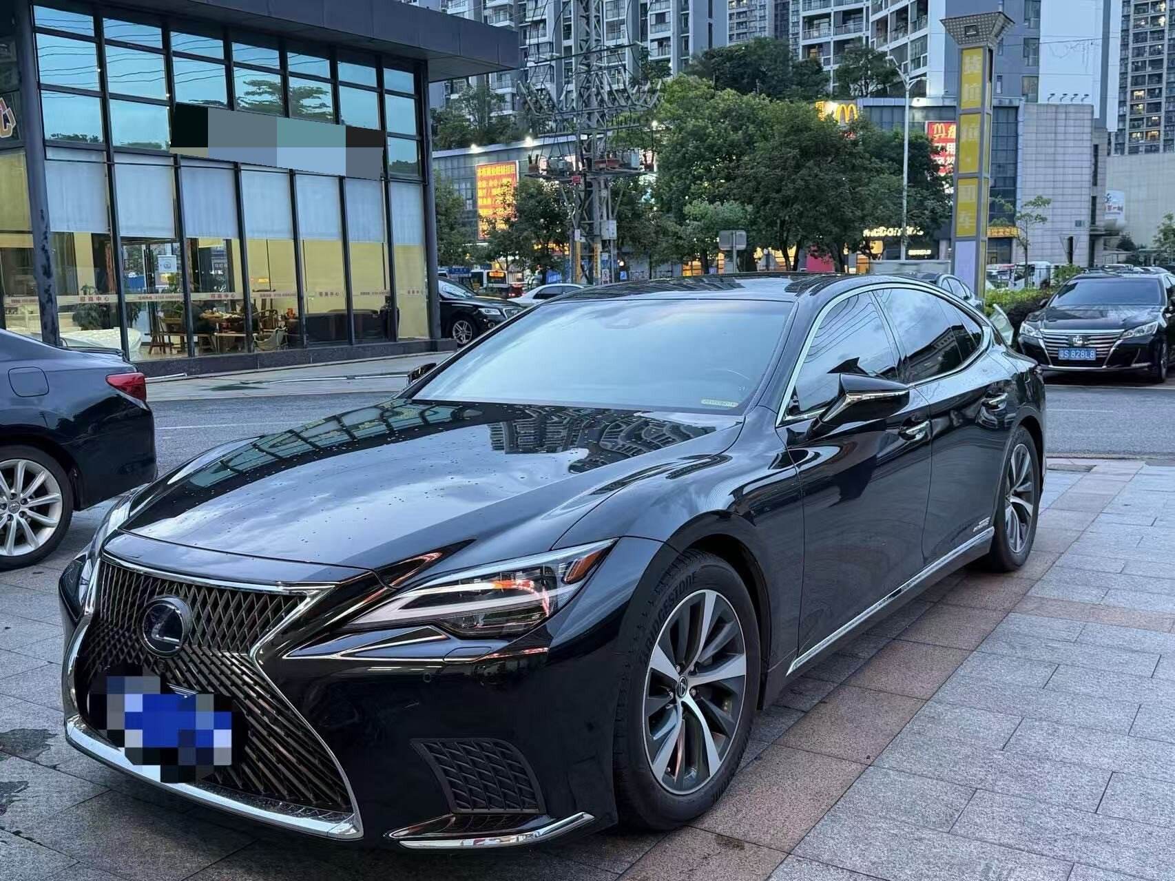 2021 LS500h 3.5 CVT Premium