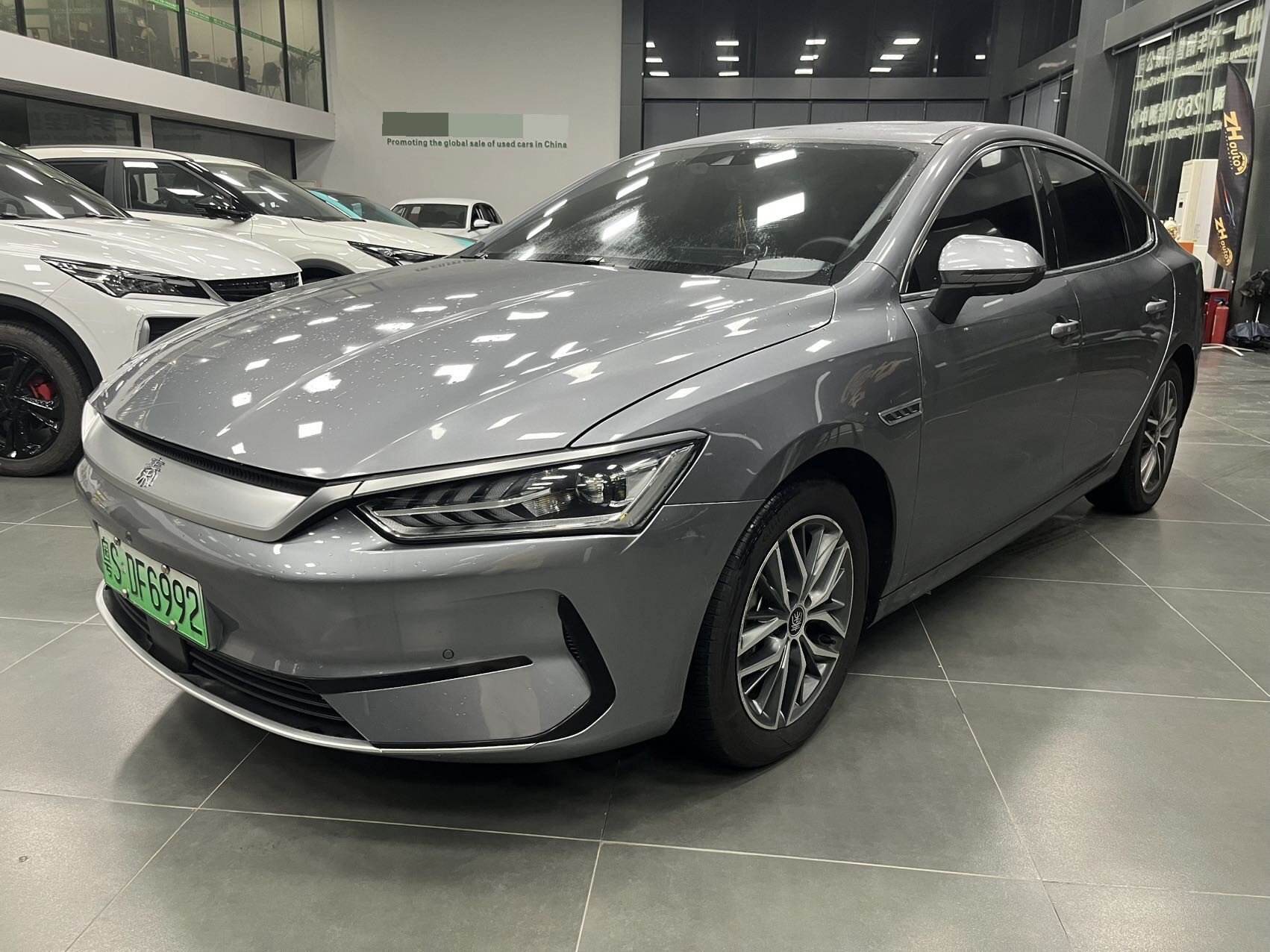 秦PLUS EV 500KM Luxury