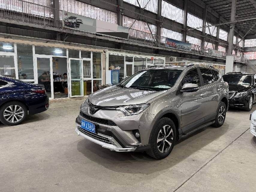 RAV4荣放 2.0 CVT 2WD先锋 Edition