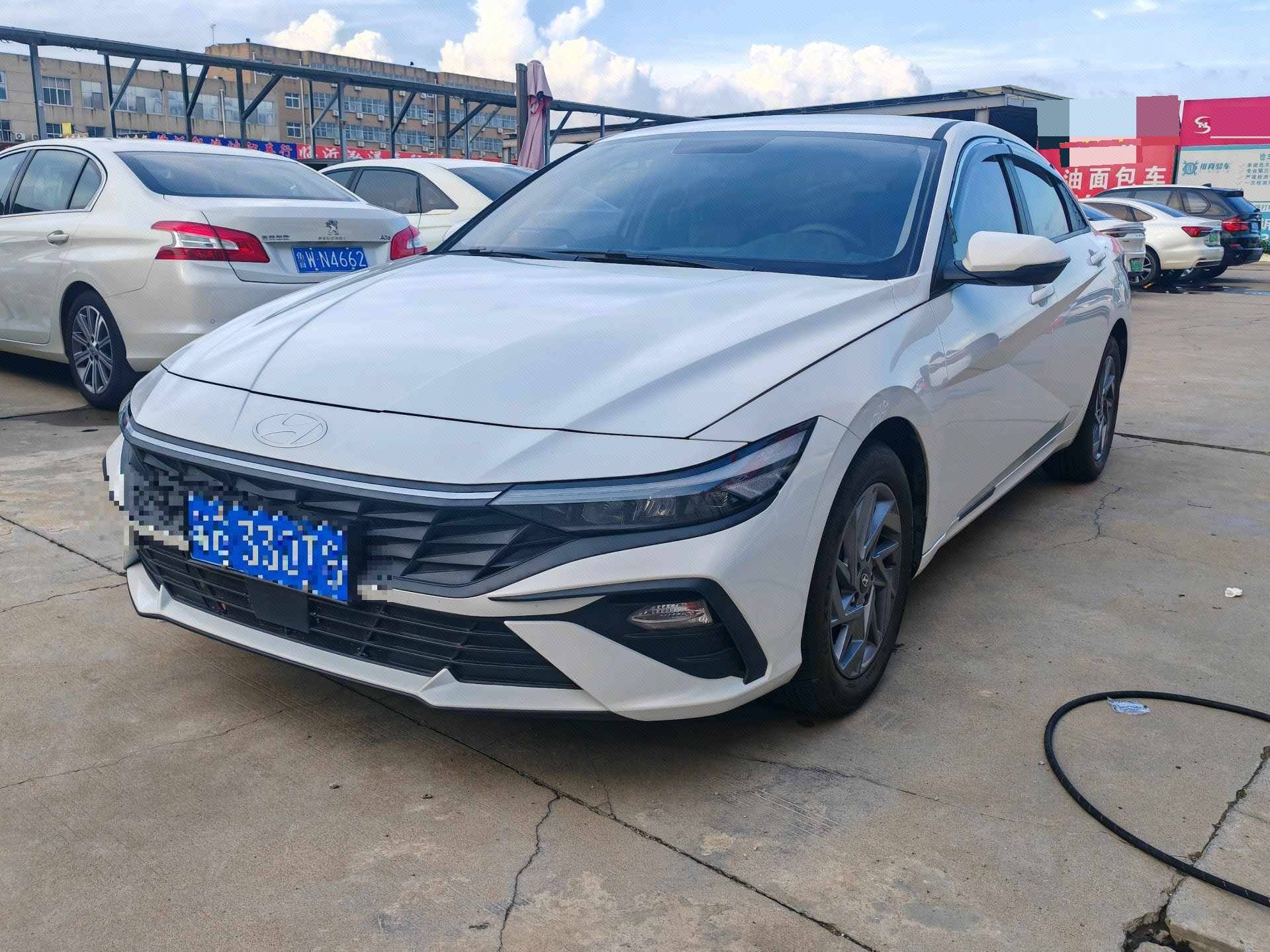 2023 Elantra-Sedan 1.5 CVT GLS Leading Edition