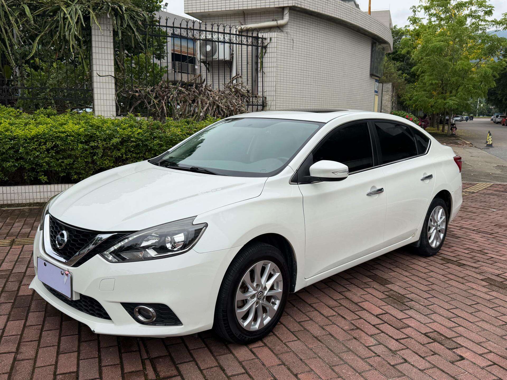 Yiyan 2016XL CVT Prestige Edition