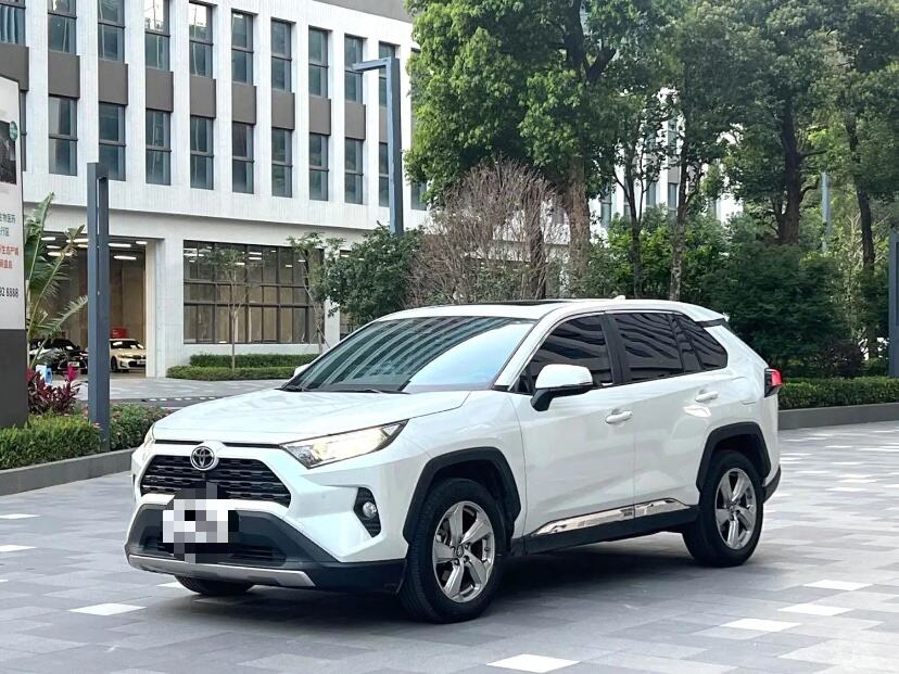 RAV4荣放 2.0 CVT 2WD风尚Plus Edition