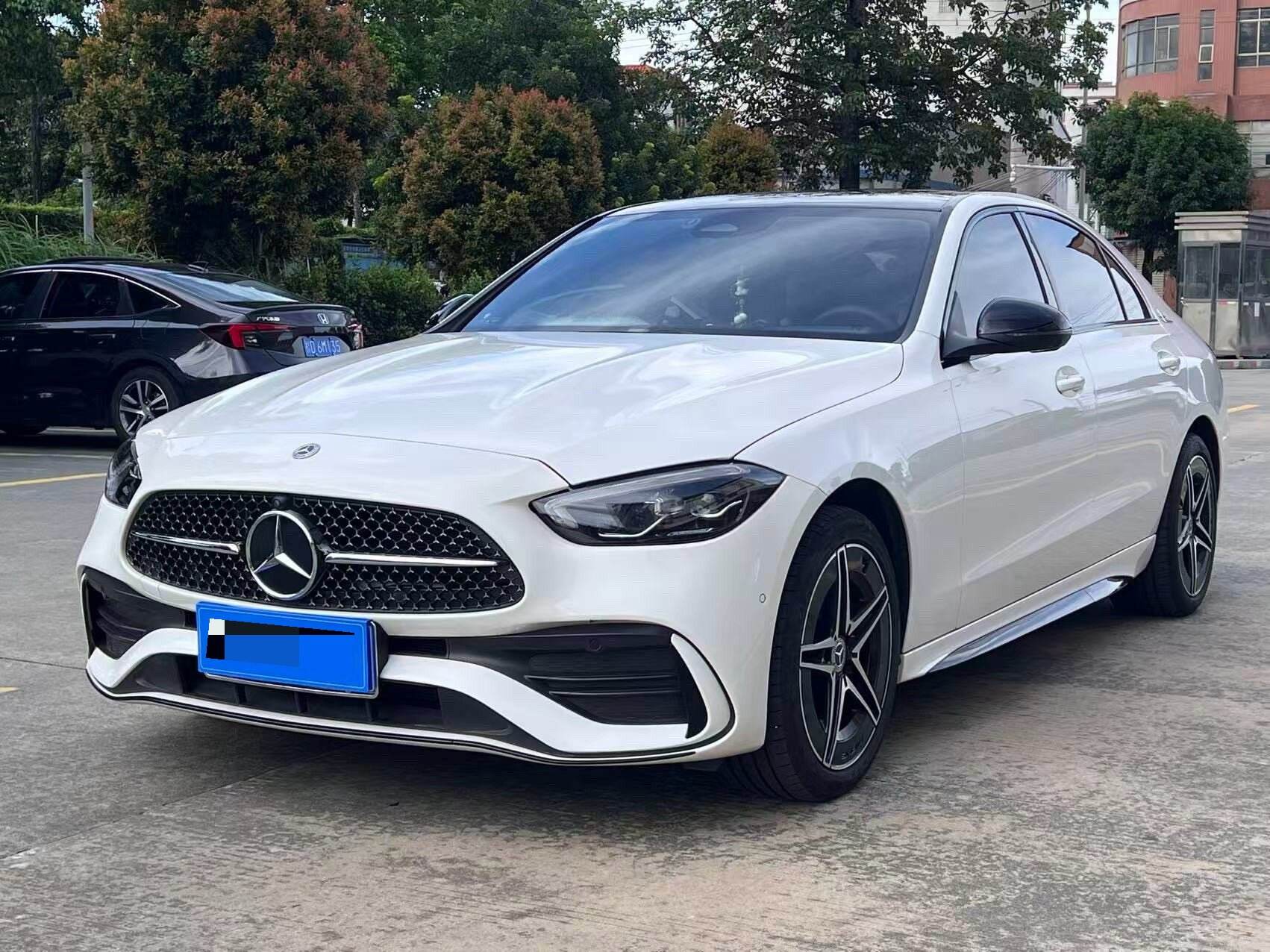 2025 Model C 260L