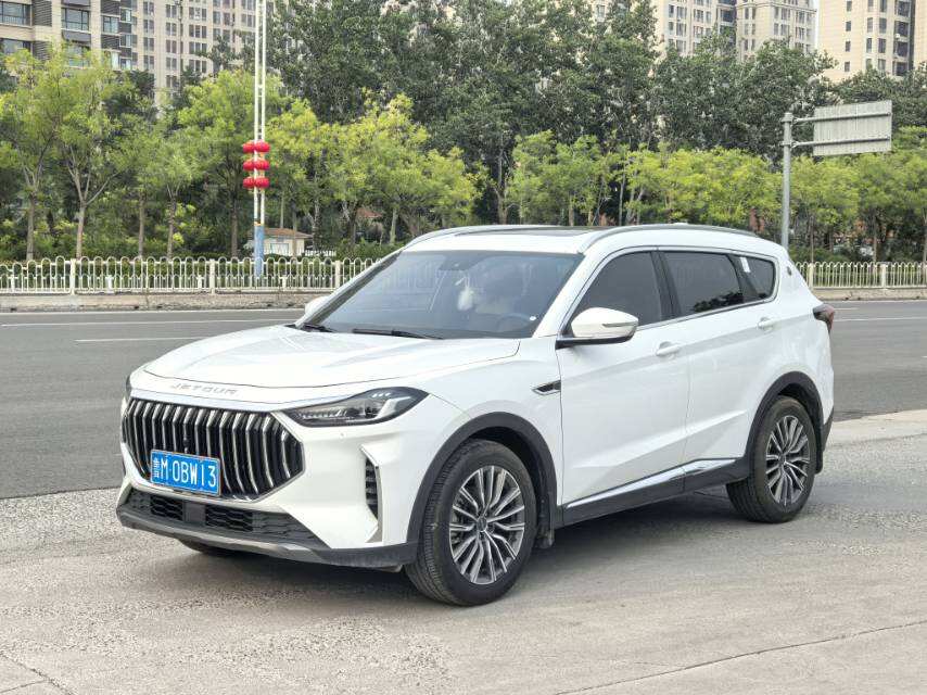 X70 PLUS 1.5T 冠军 Edition PRO 5-Seater