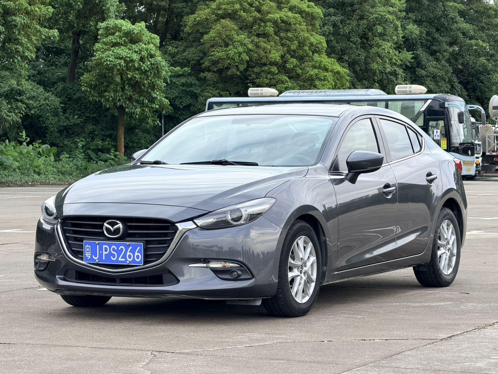 2019 cloud control version hatchback 1.5L automatic comfort national VI