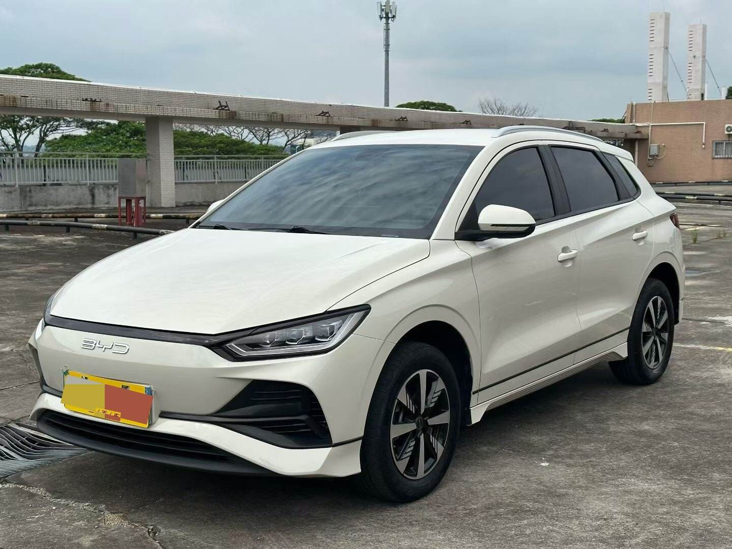 2023 E2 Luxury Edition