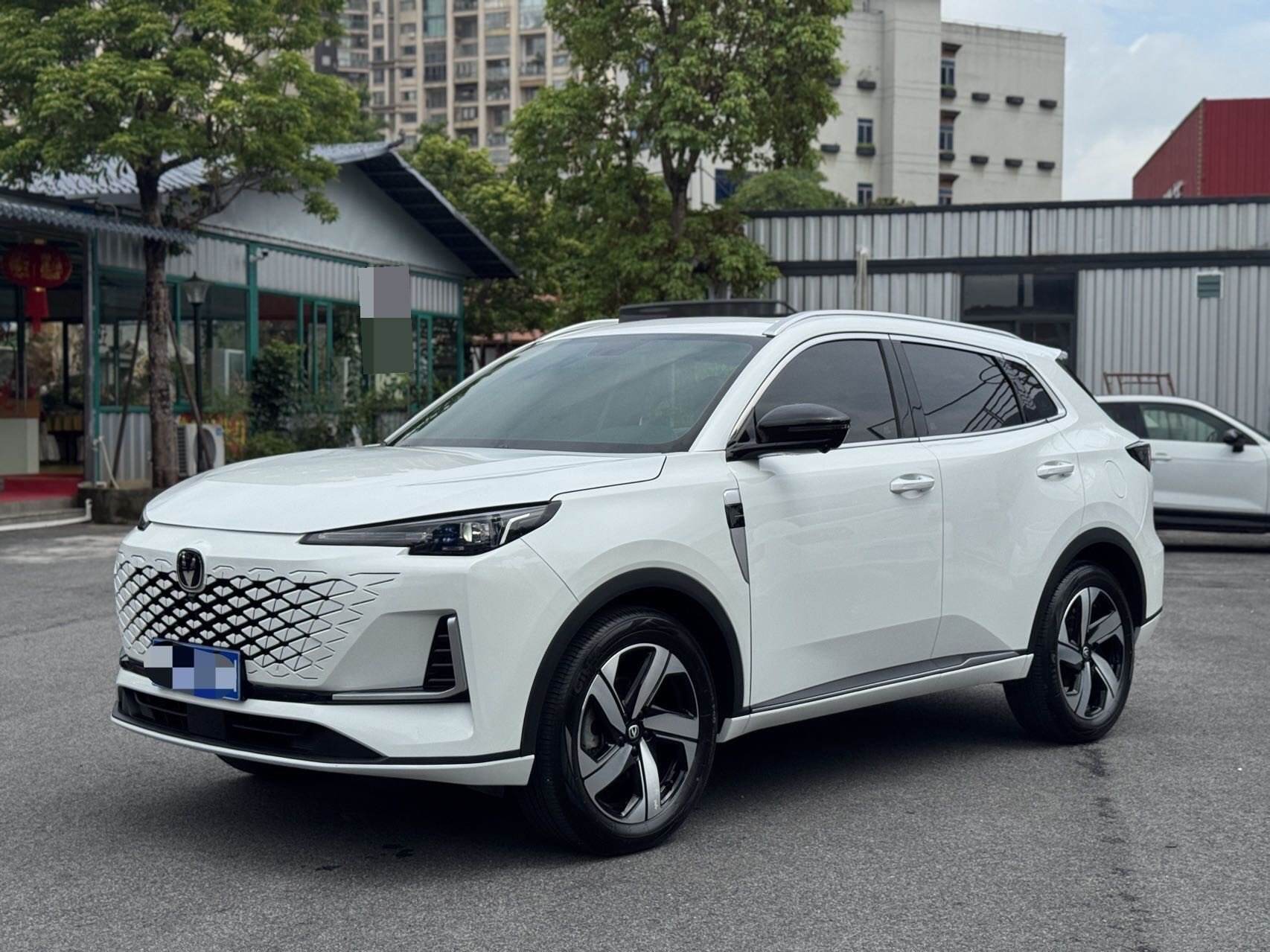 2024 CS55 PLUS 1.5T Prestige Model