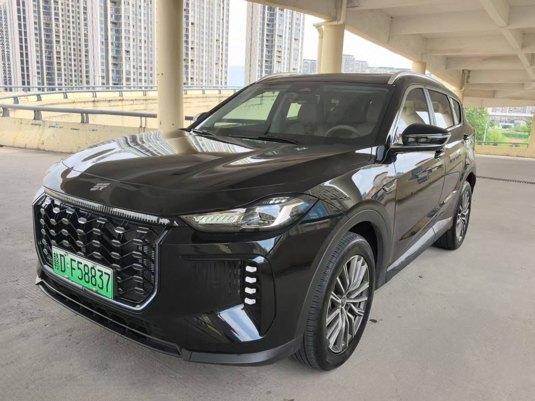2024 X70 C-DM 1.5T Voyager Version PRO 5 Seats