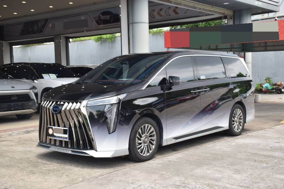 2025 M8 Dual-Engine 2.0T Zongshi Series Super Hybrid Version