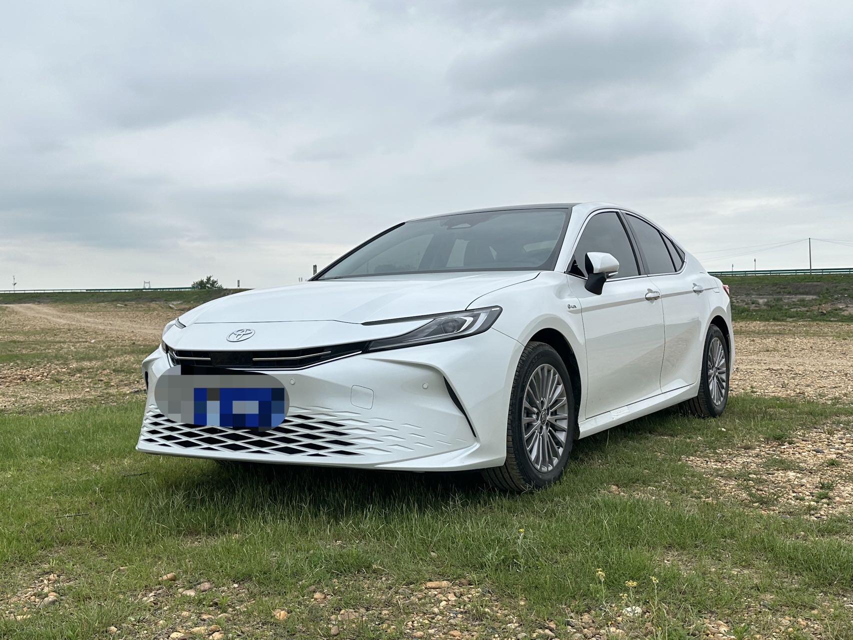 2024 Camry Hybrid 2.0HG CVT Premium Edition