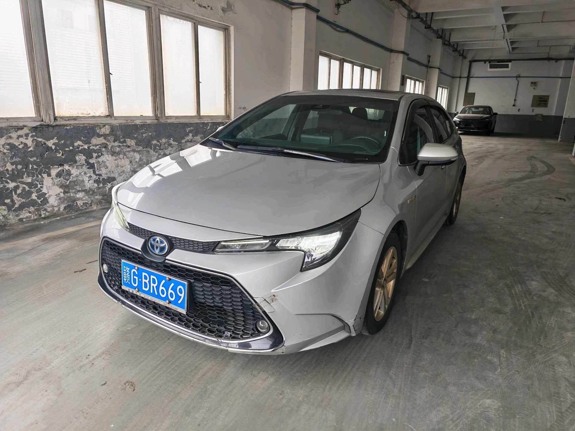 2019 Levin Hybrid 1.8H CVT Luxury Edition