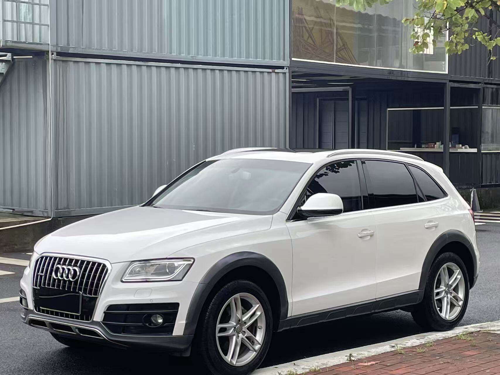 2018 Q5 2.0TFSI 40TFSI Premium Technical