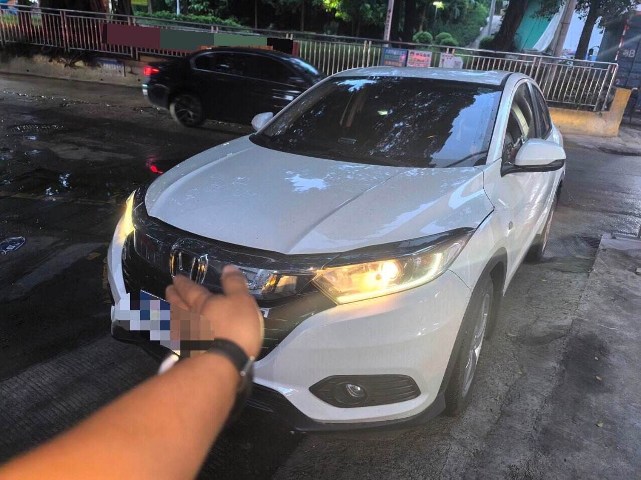 Binyi 1.5T CVT 220TURBO Elite